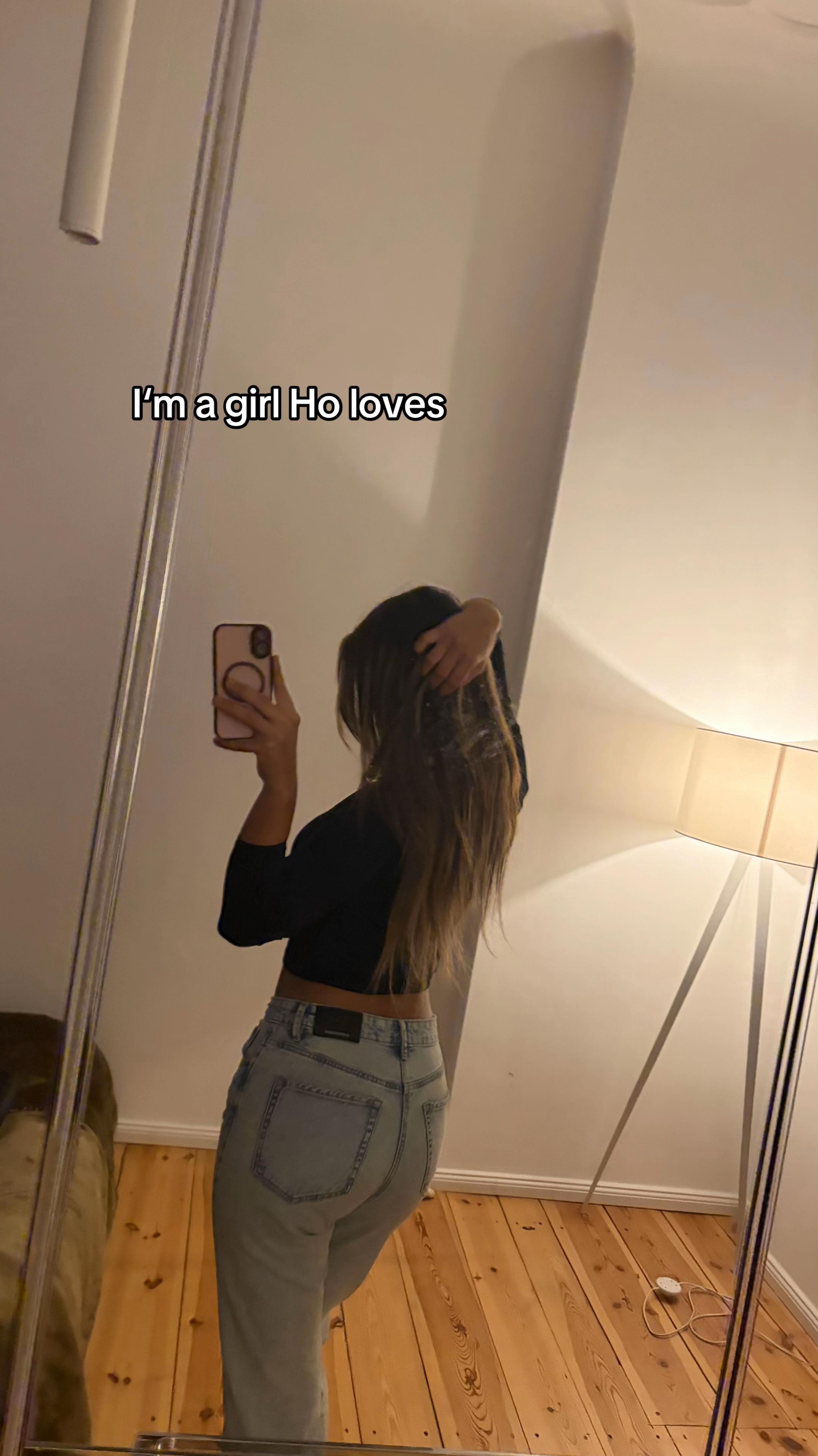 @𝓒𝓮𝓵𝓲𝓷𝓪🐦&zwj;🔥