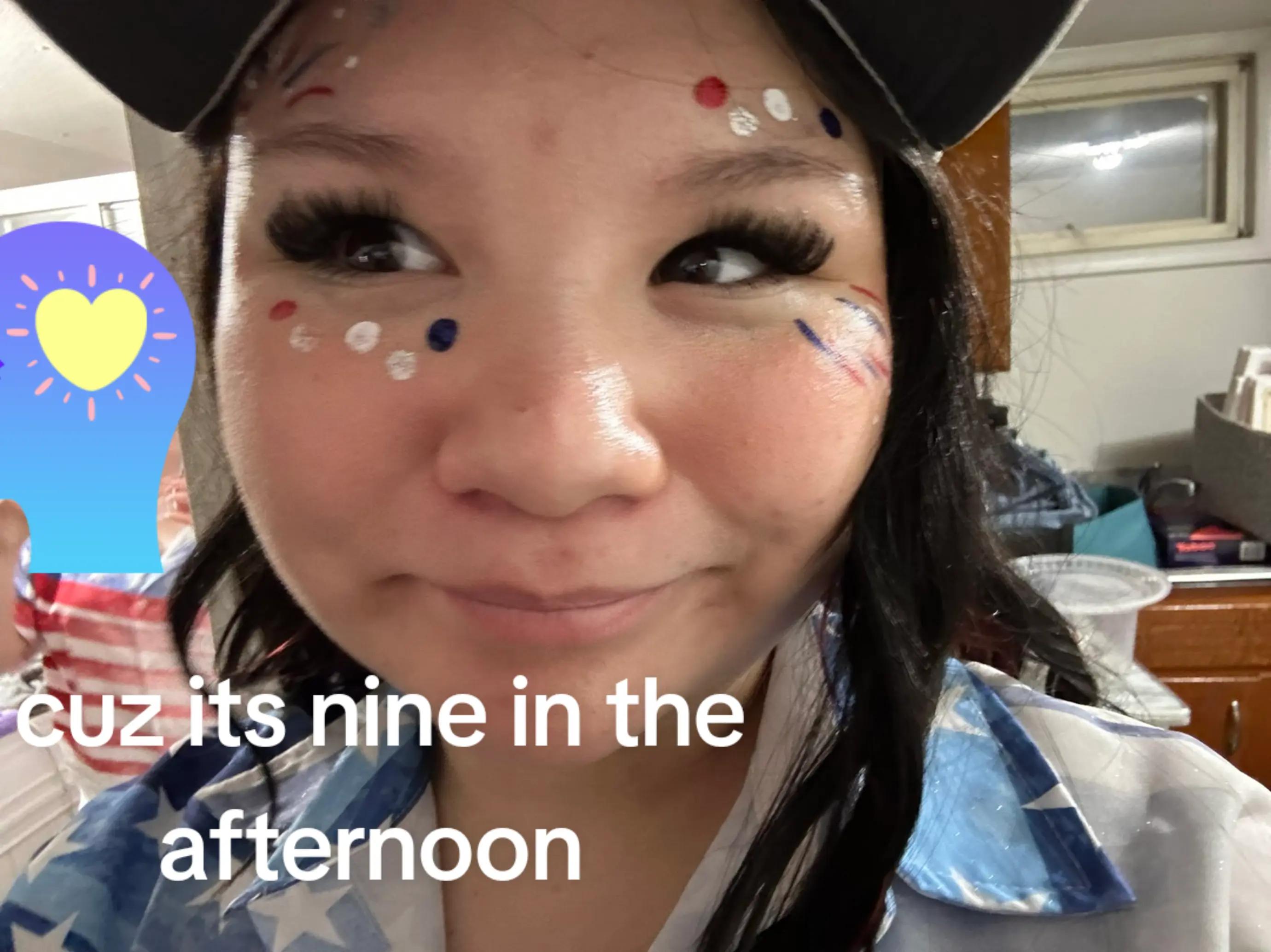 @🦄