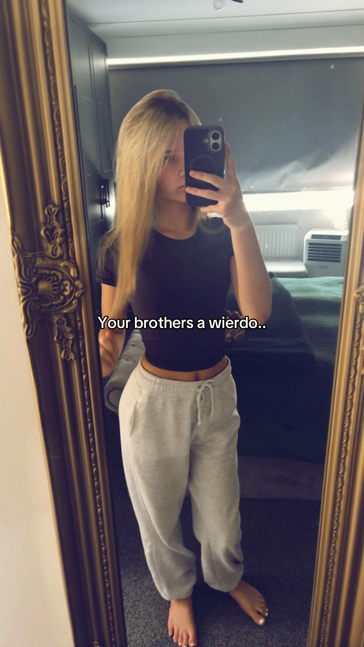 @hitsesmee1x