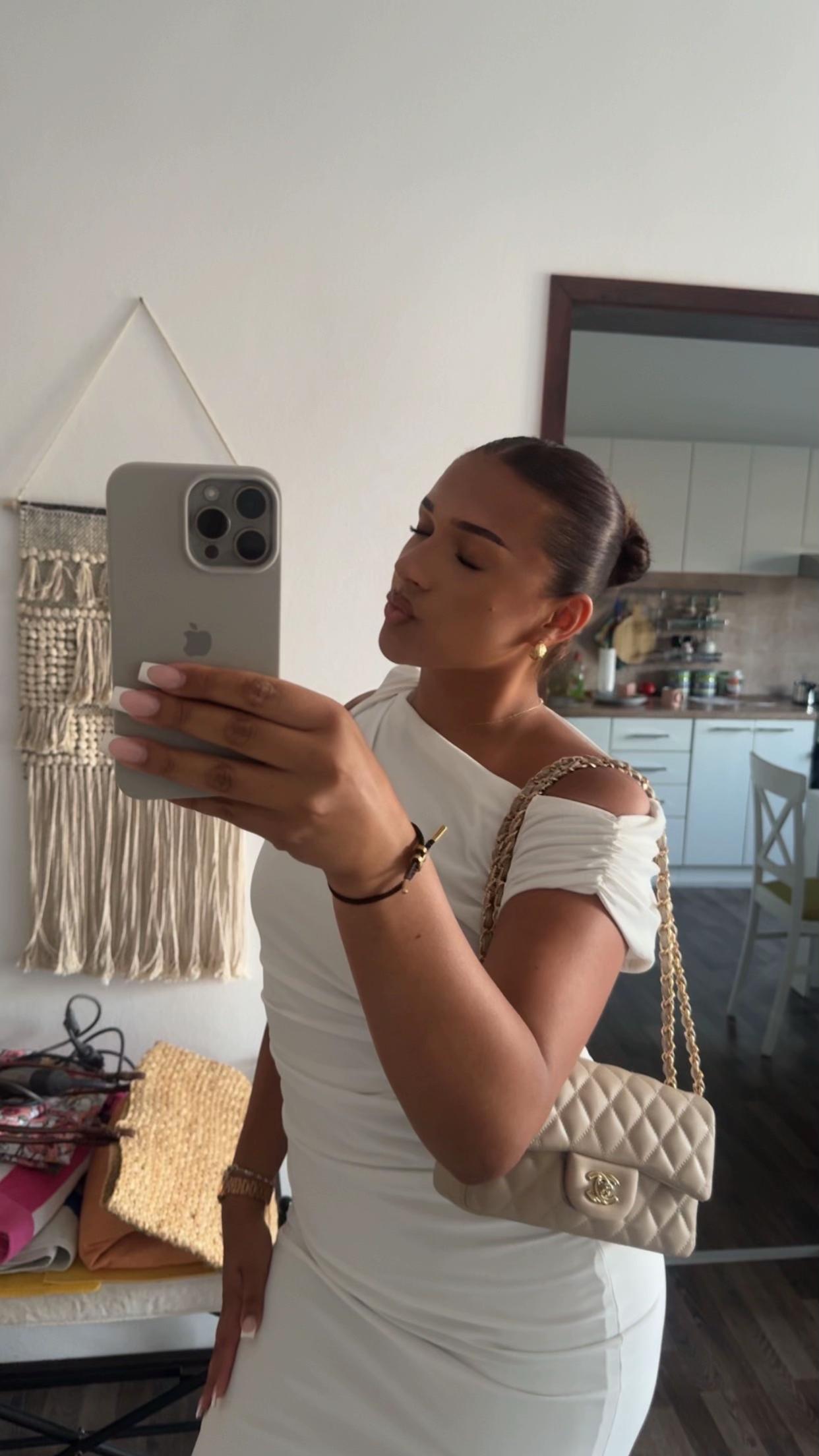 @AS