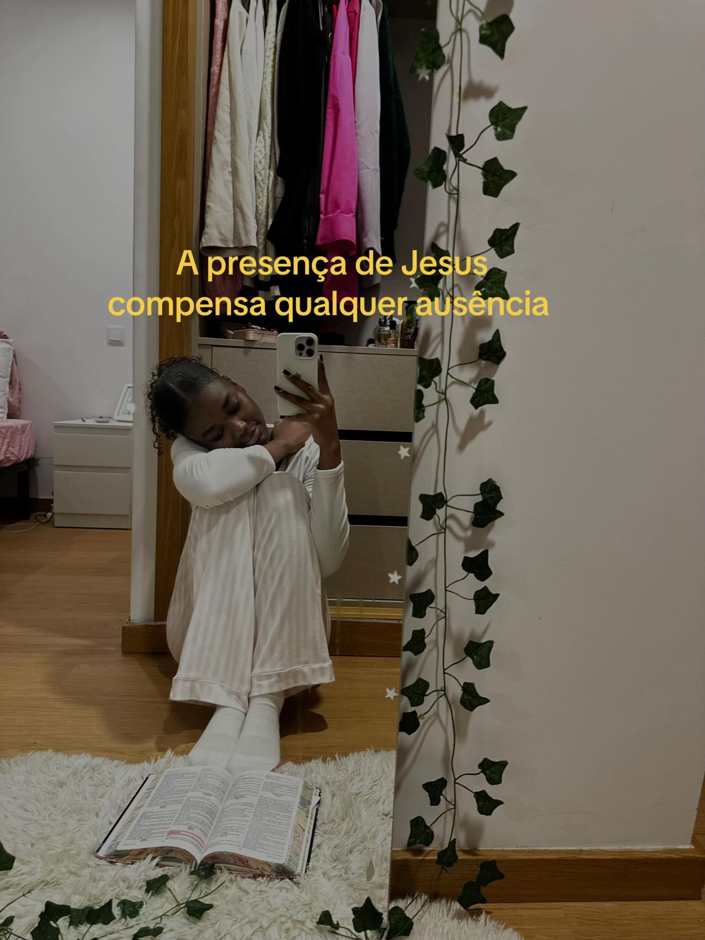 @daniella