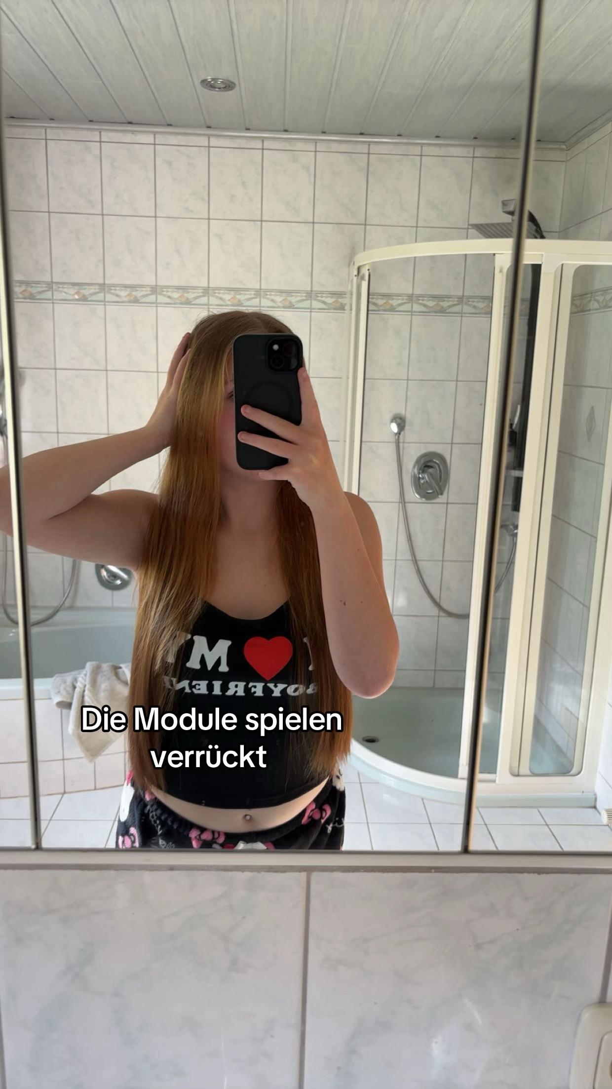@Lena🌸