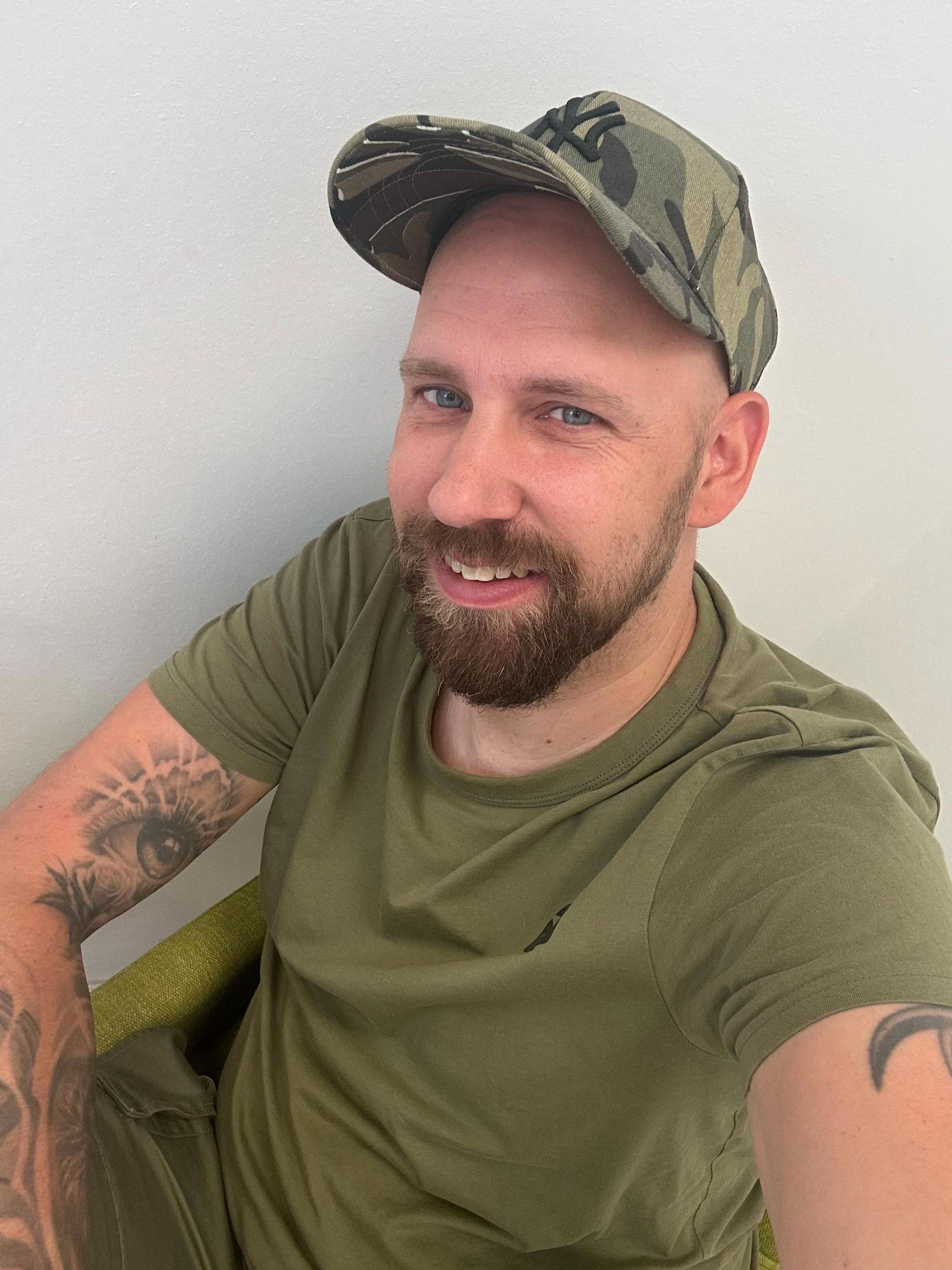 @Ralf🏳️🌈