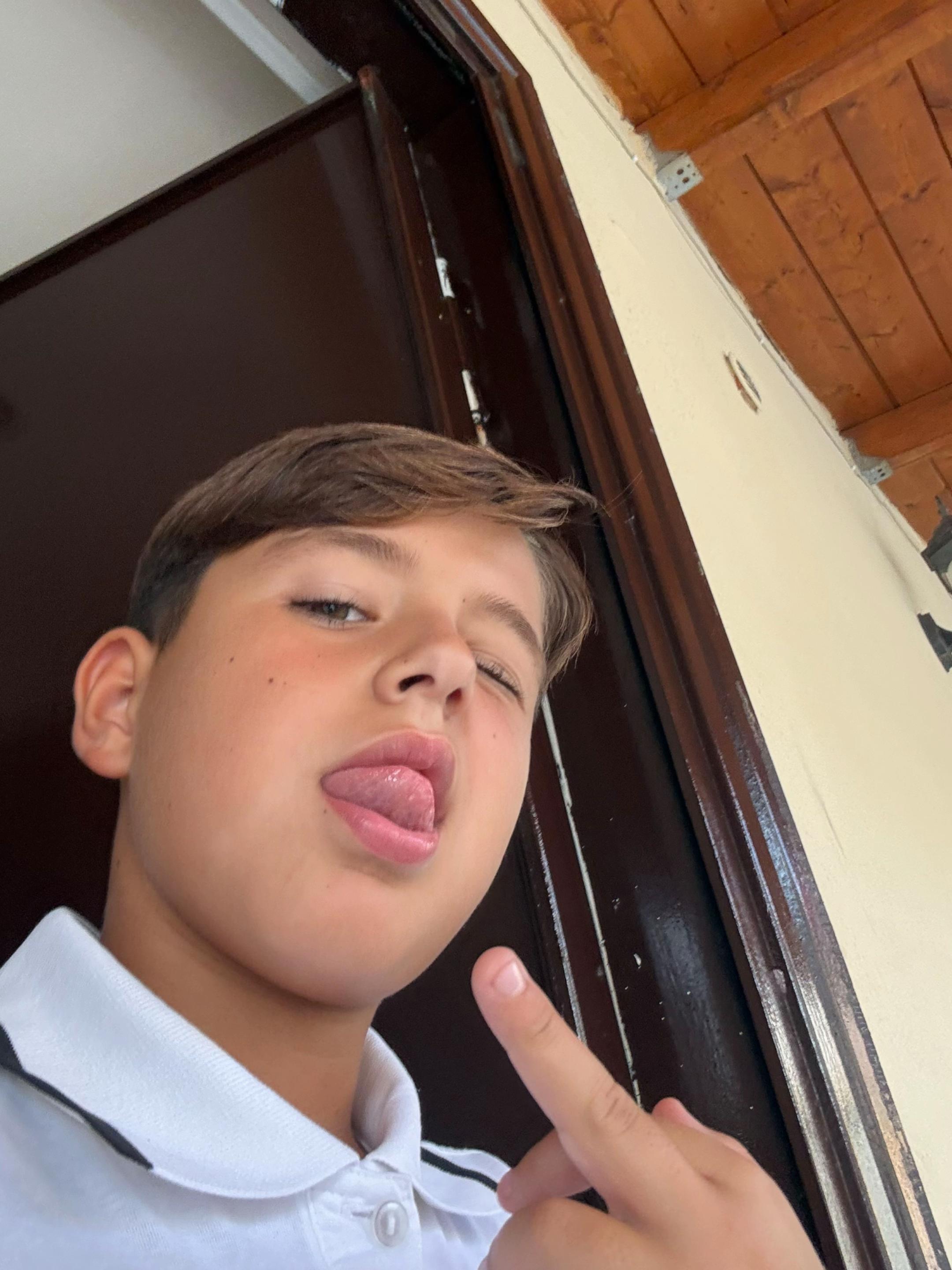 @luisatuzzoli599