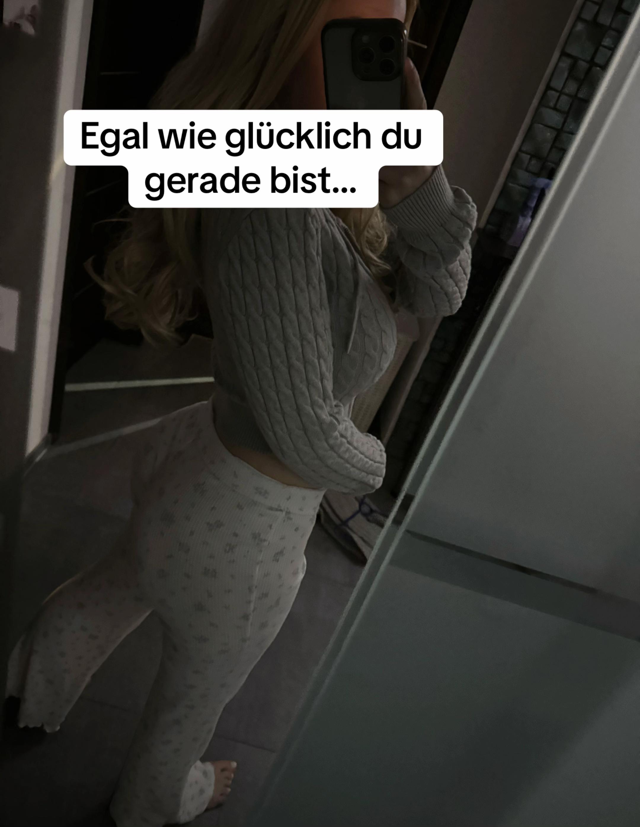 @Geraline_