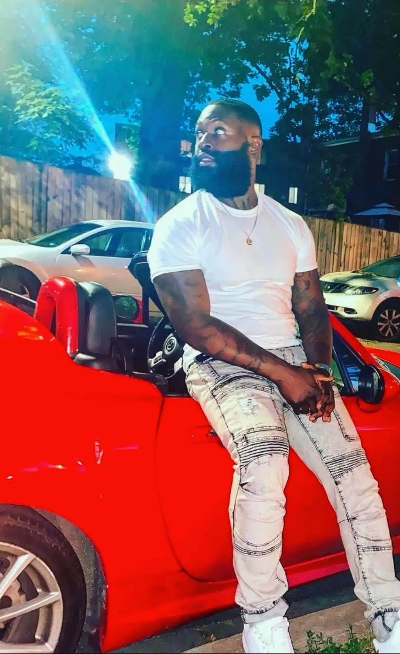 @AhkyBugotti