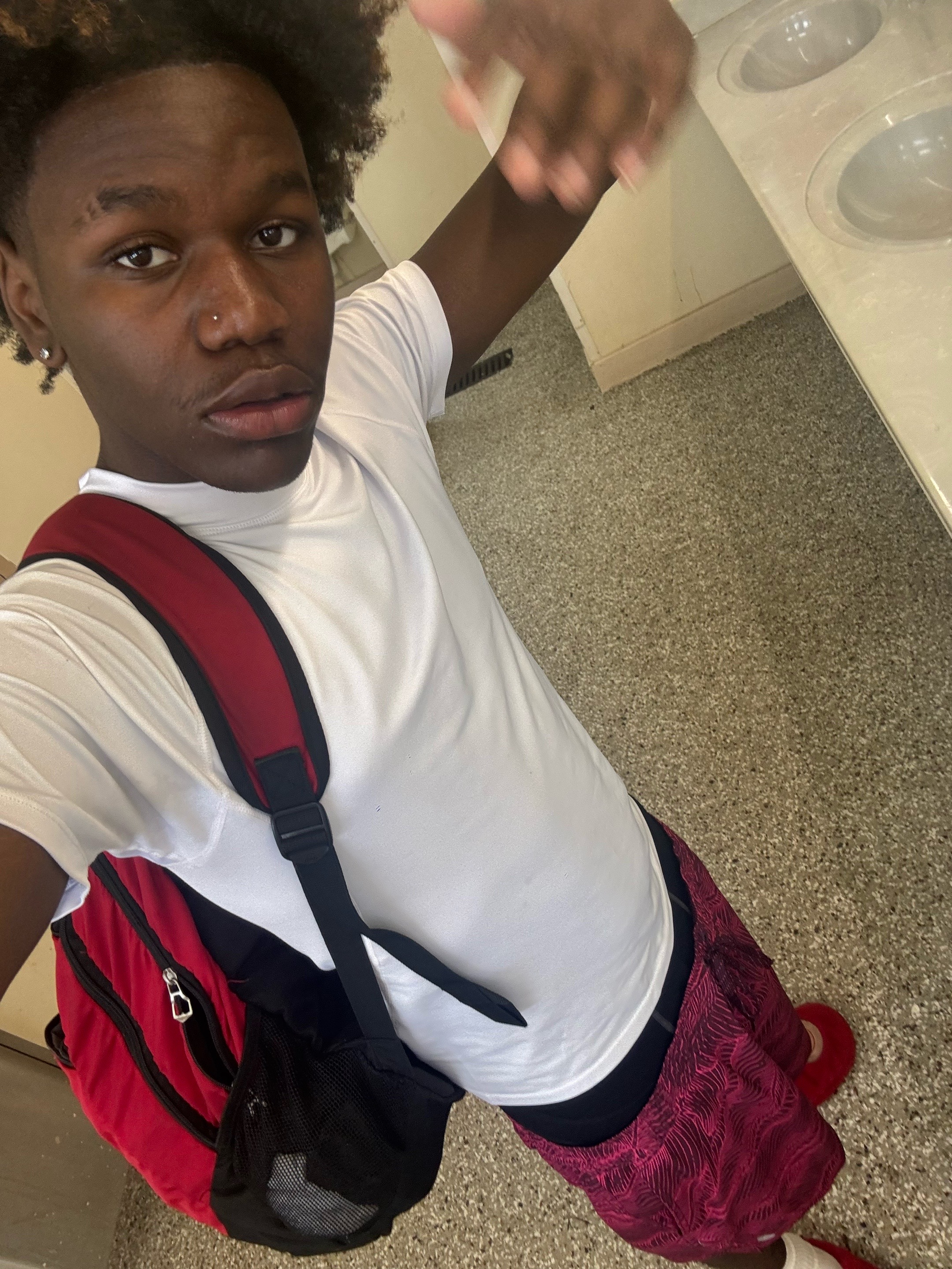 @YVND3️⃣