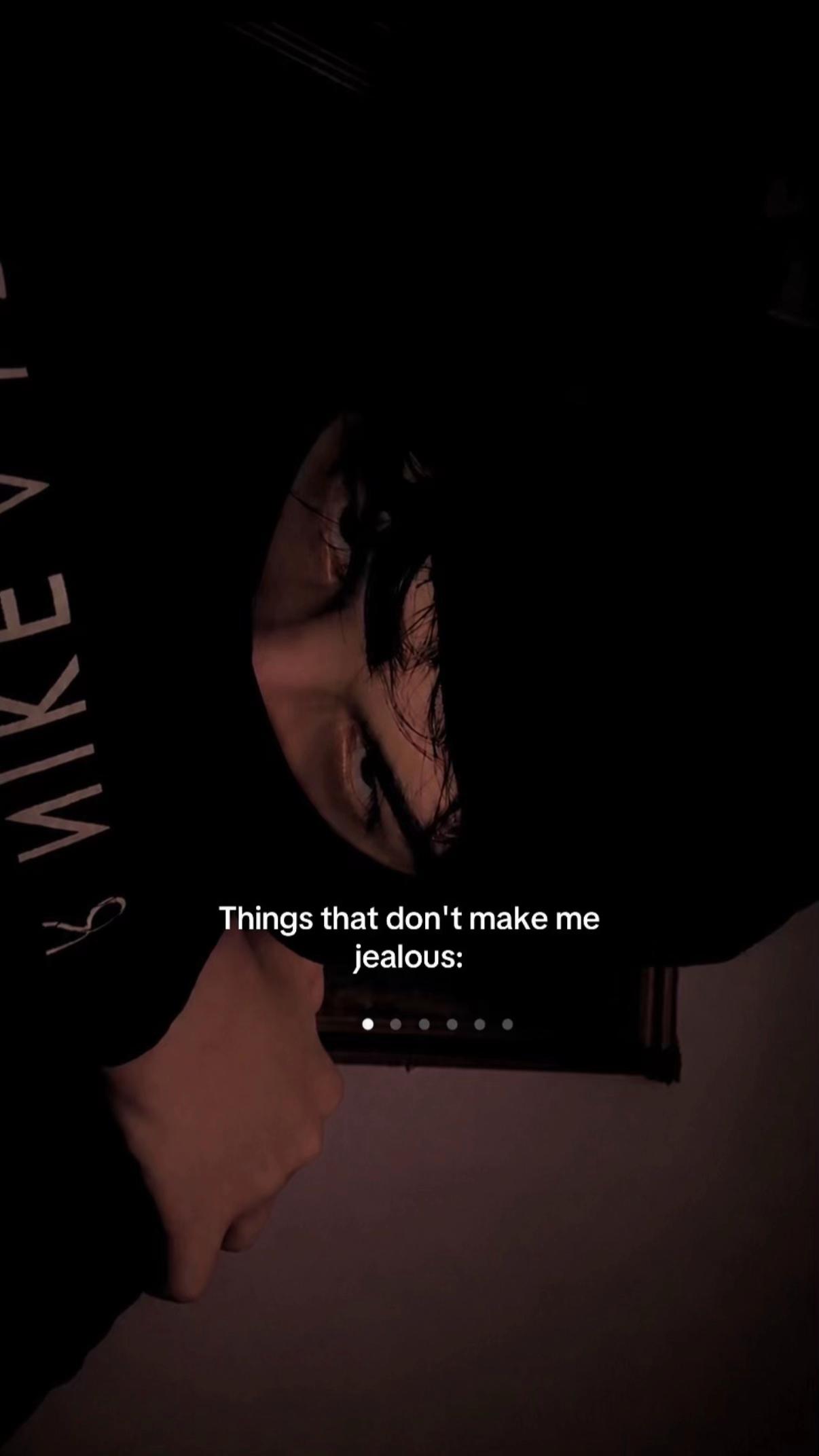 @yourmaskwhoelsee