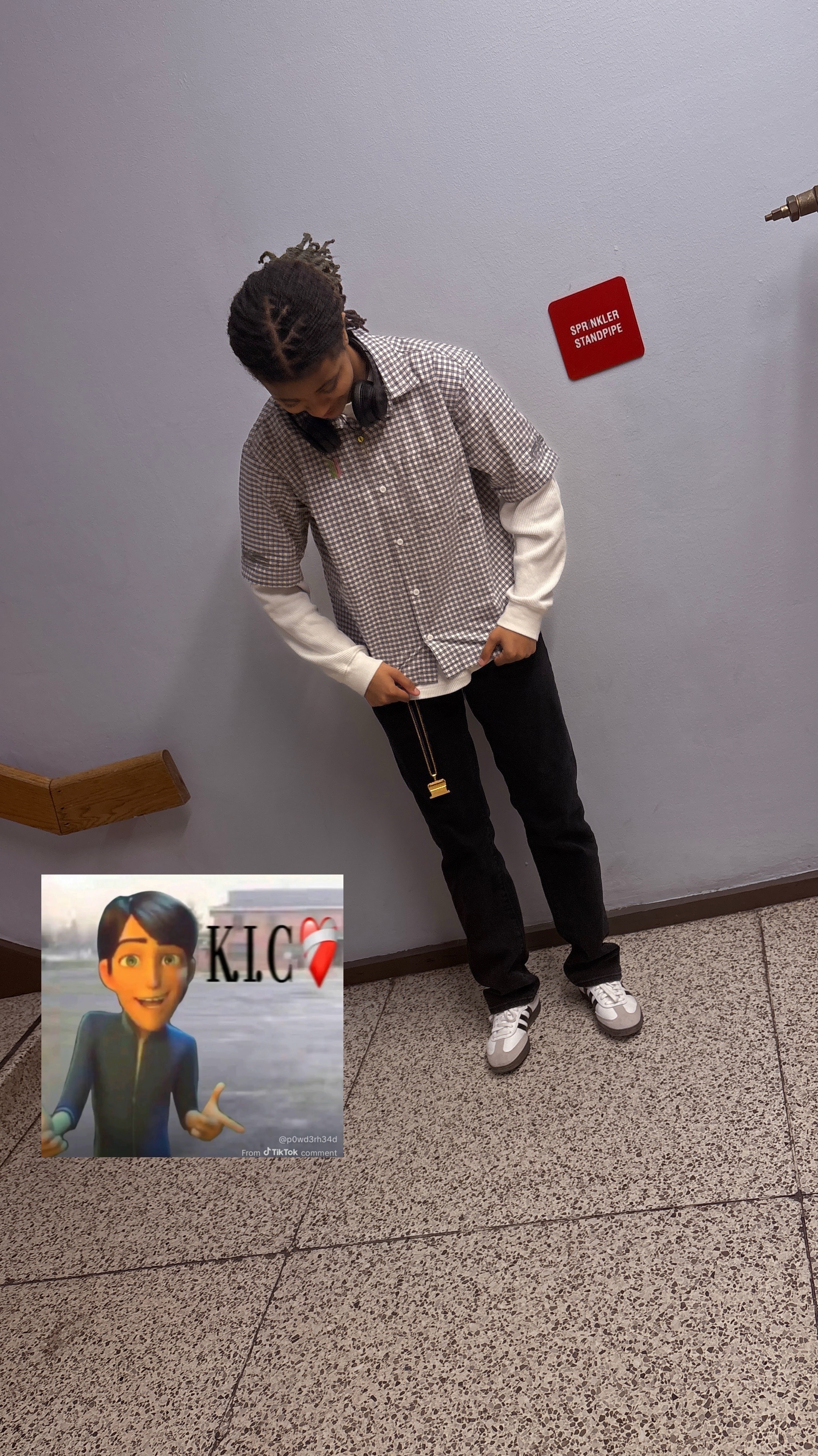 @Ez