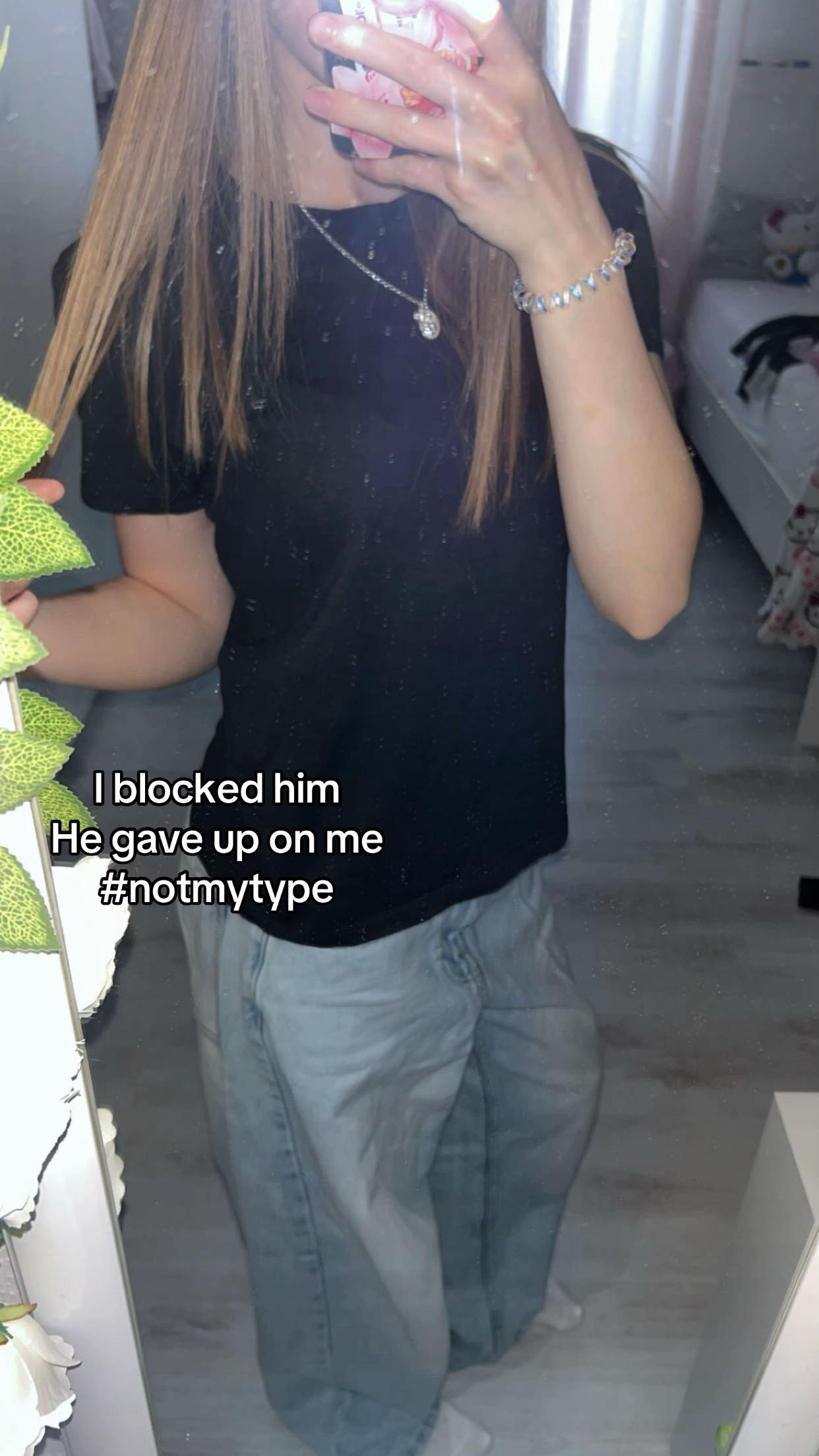 @𝐉𝐚𝐬𝐦𝐢𝐧🌺