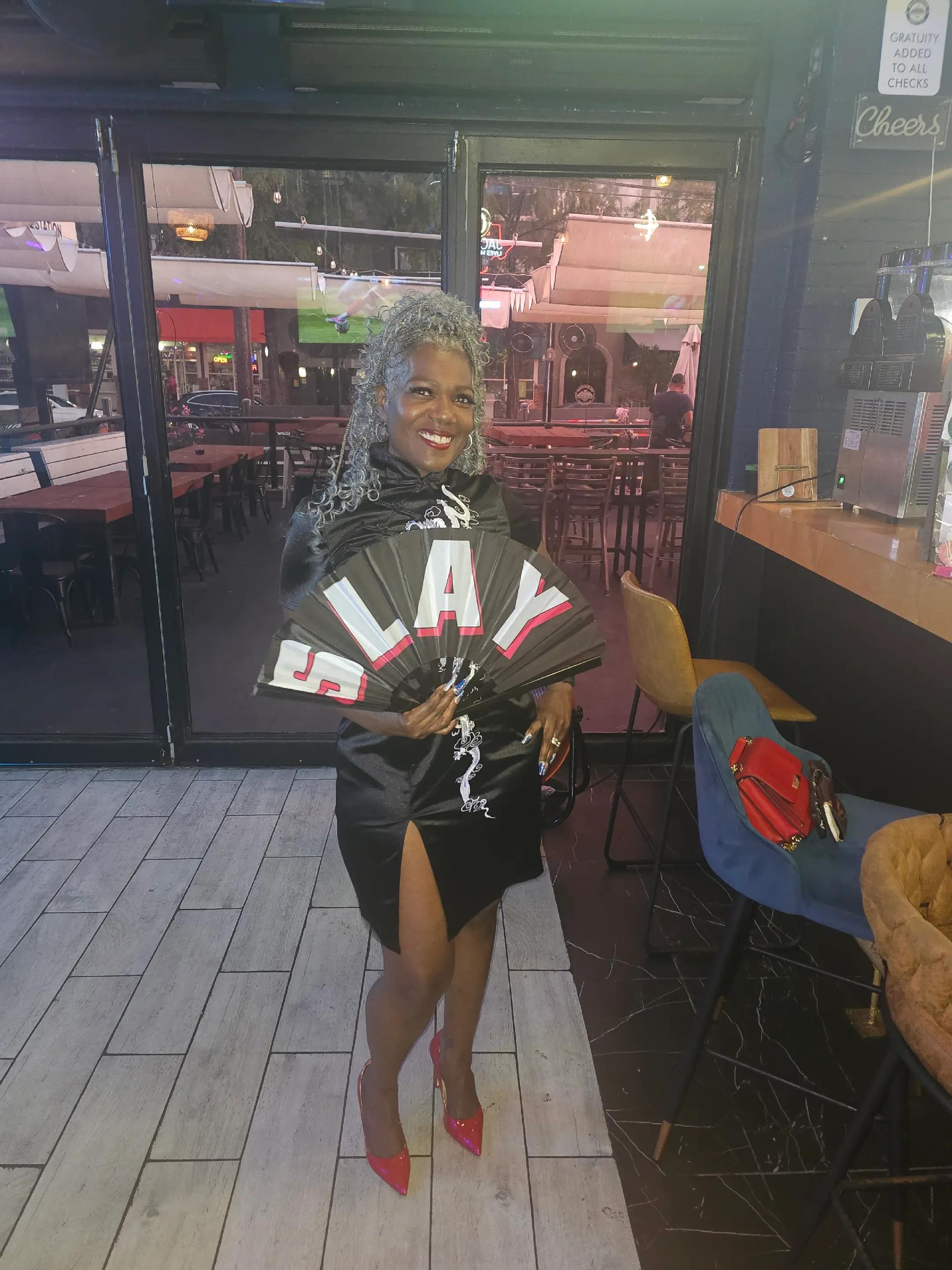 @VannaBlack ♋️ AA
