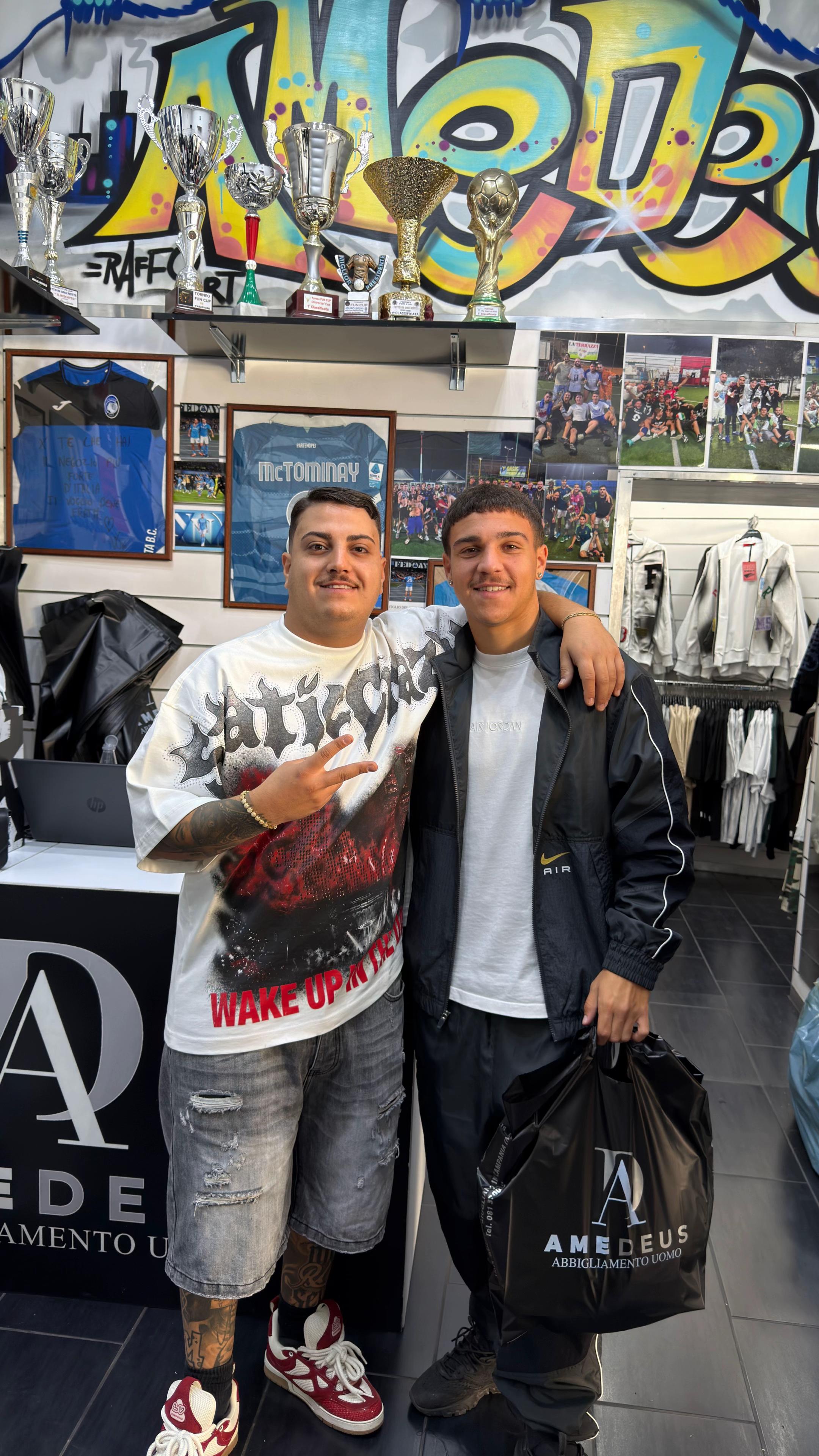 @AMEDEUS ABBIGLIAMENTO UOMO