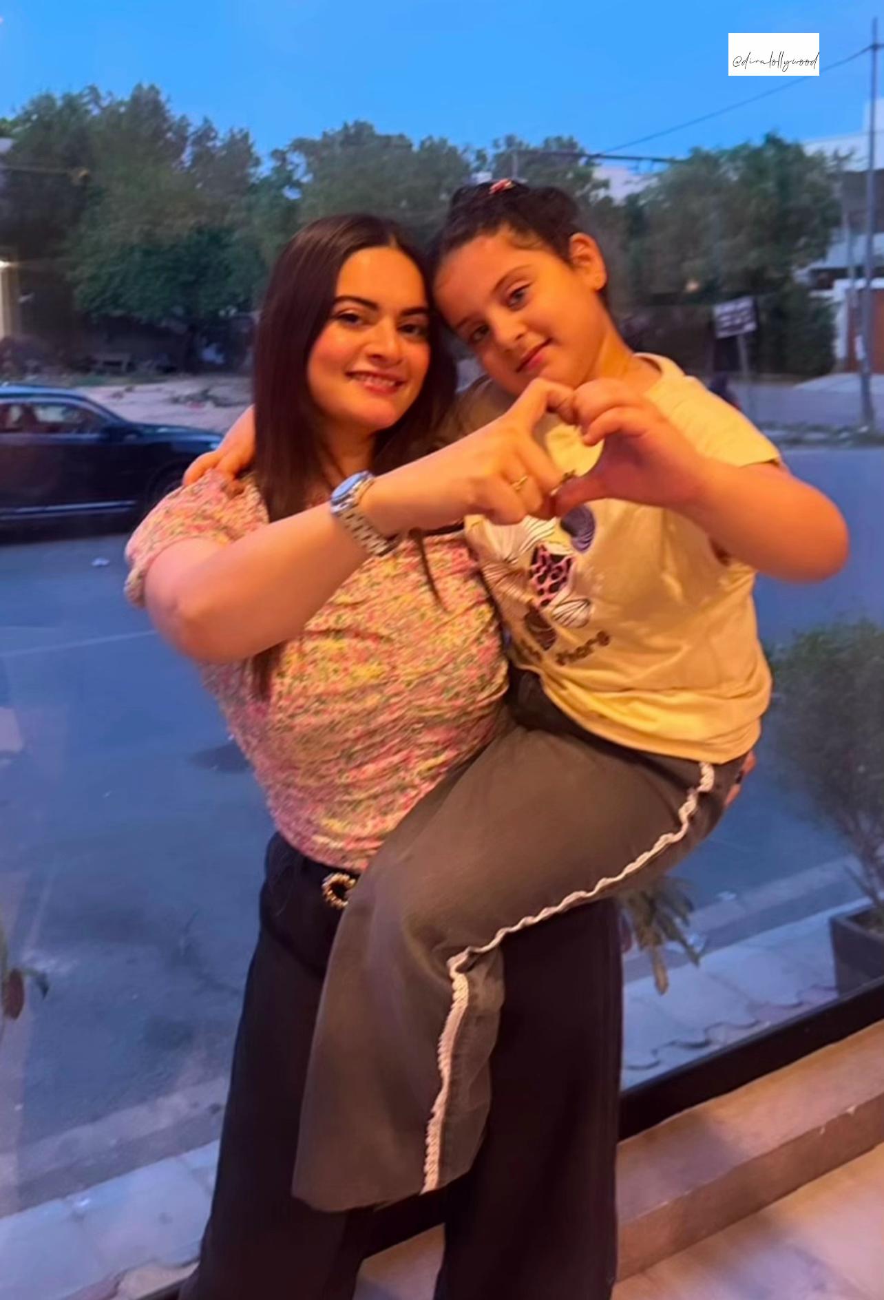 @divalollywood