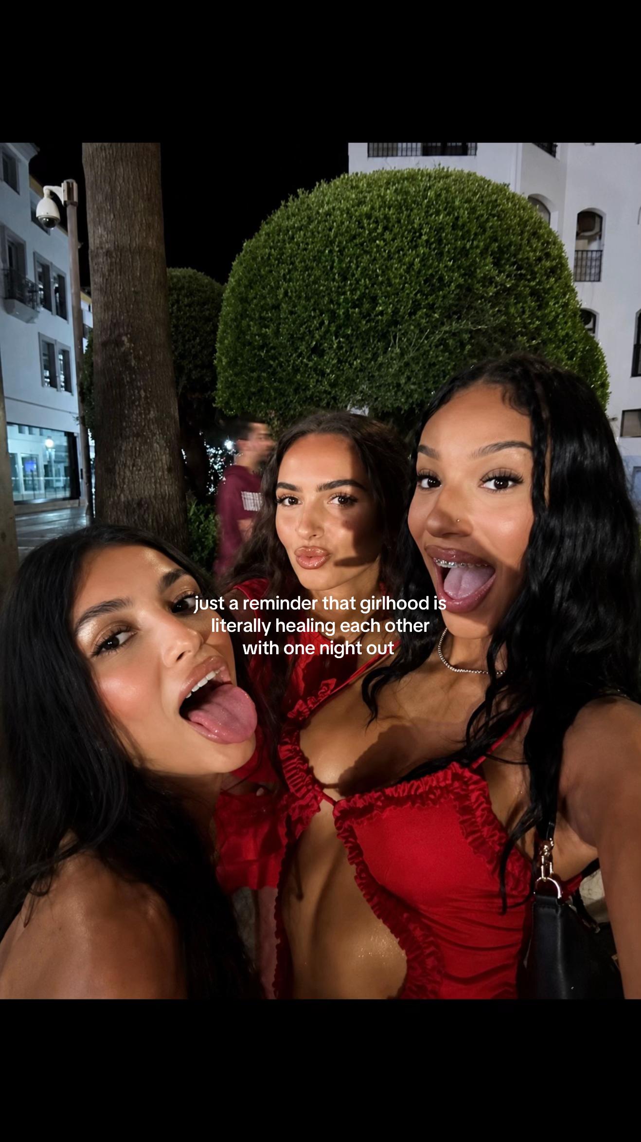 @allaboutnya