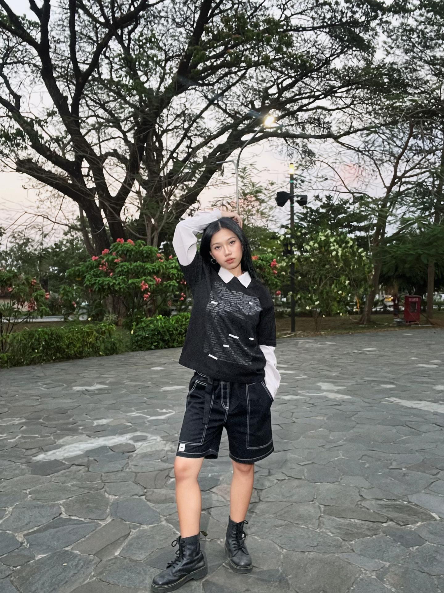 @vi