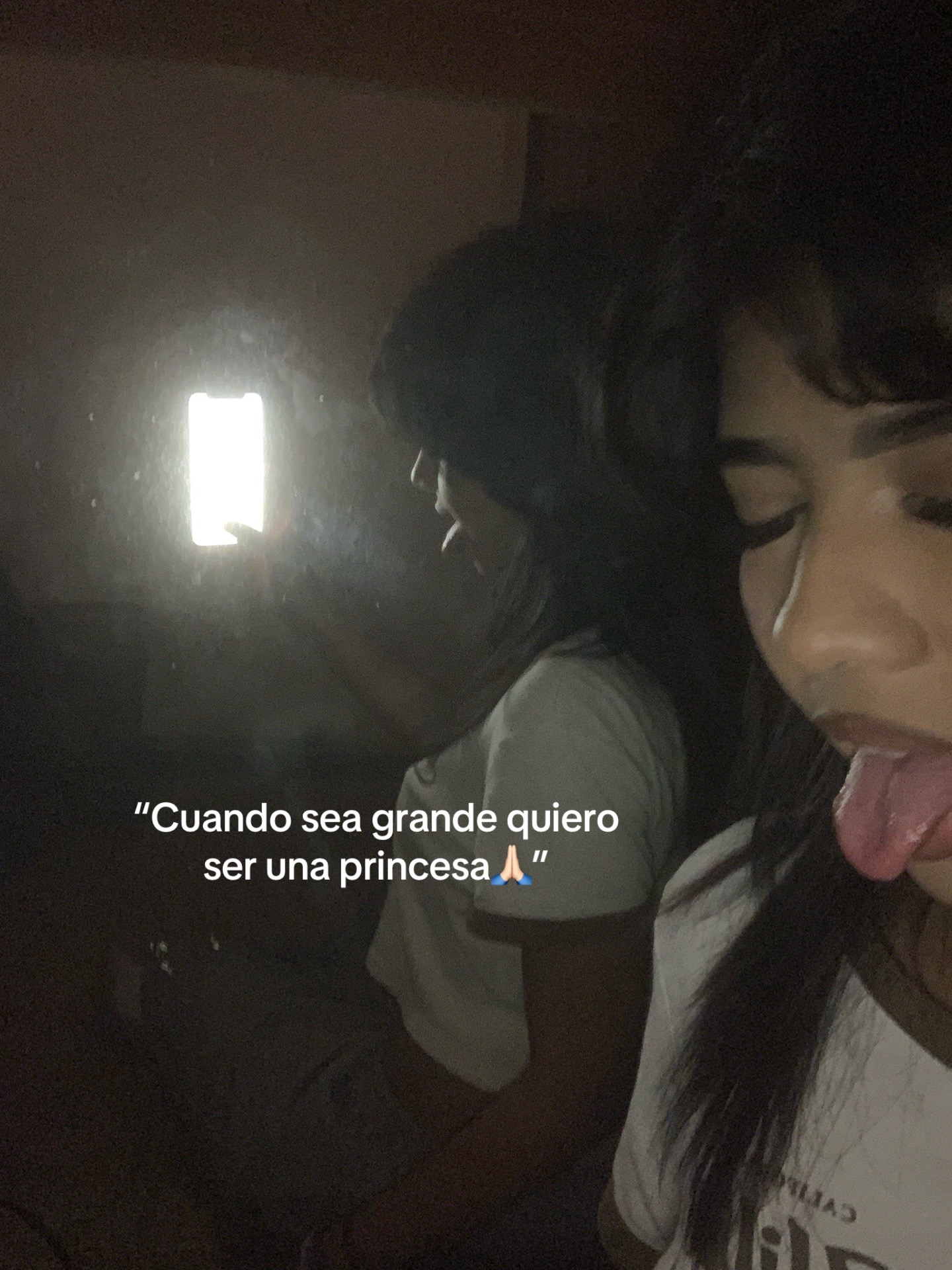 @toria