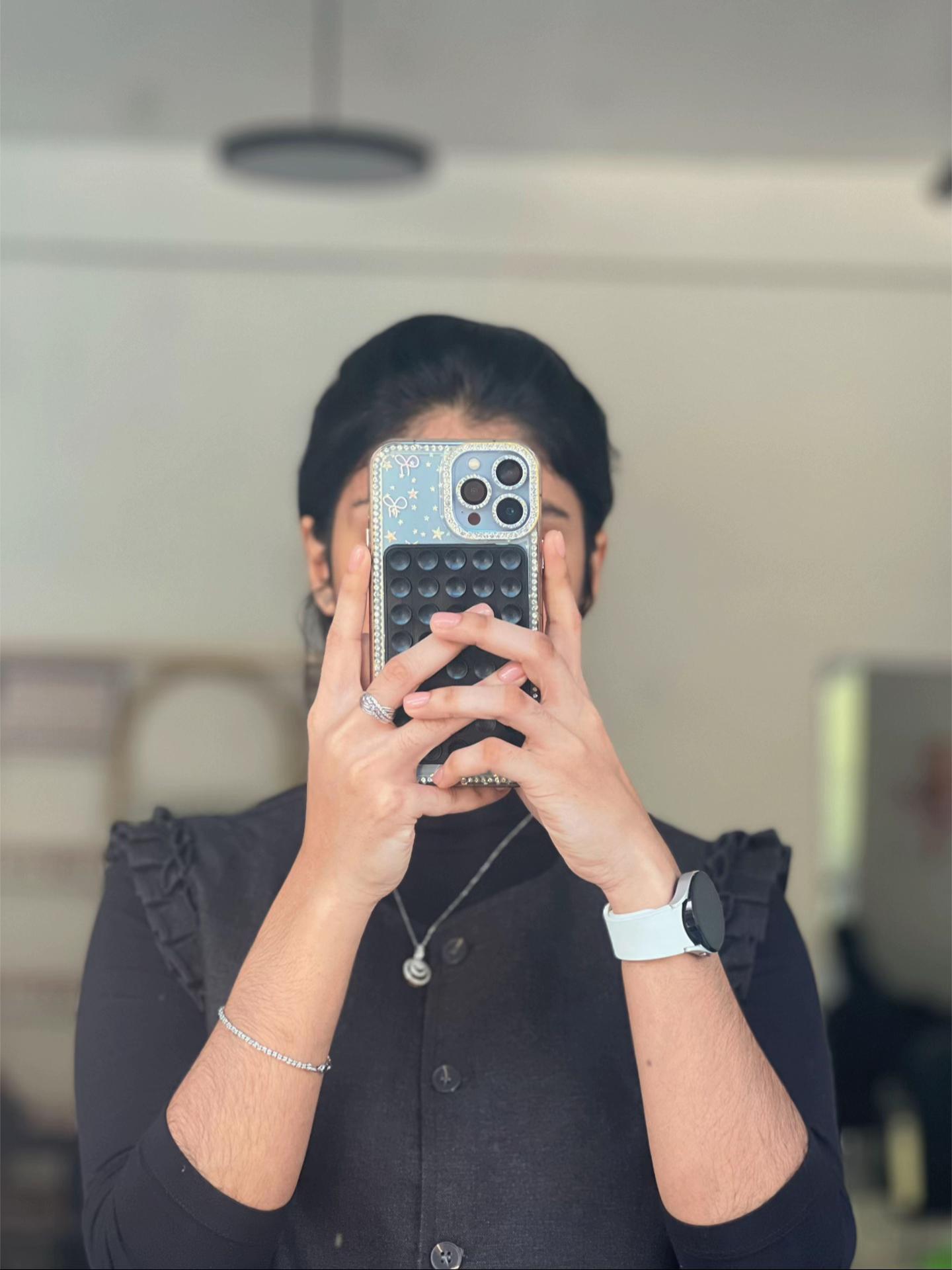 @DM channel 🍂🦋