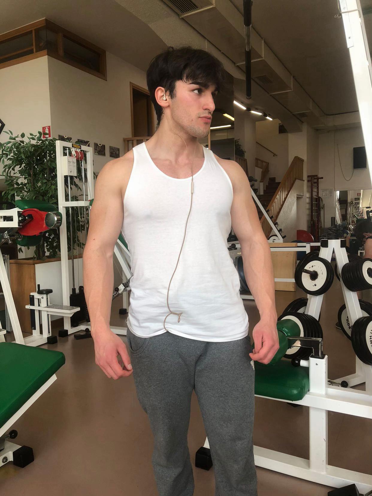 @Fry_Aesthetic