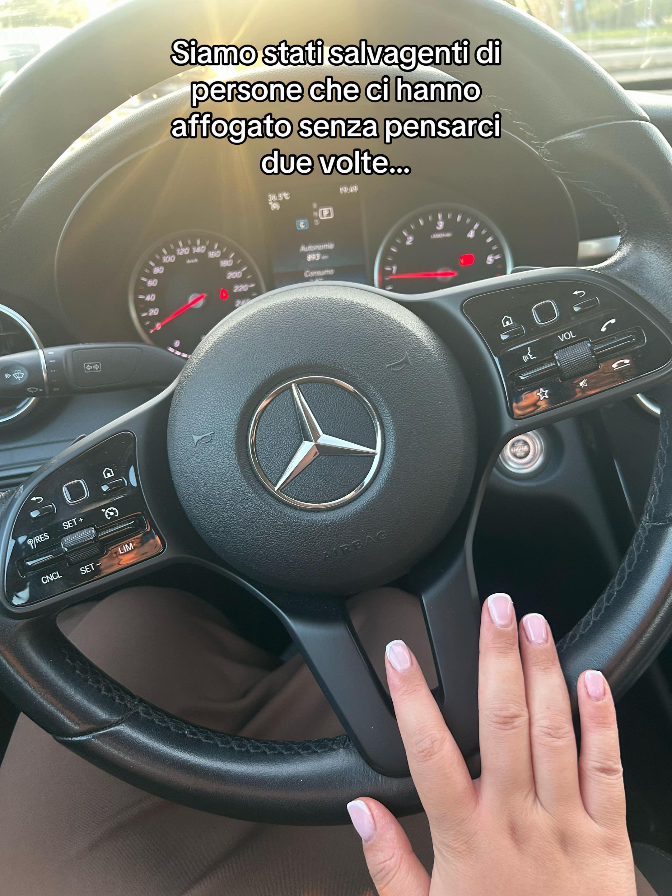 @Amira🤍👑