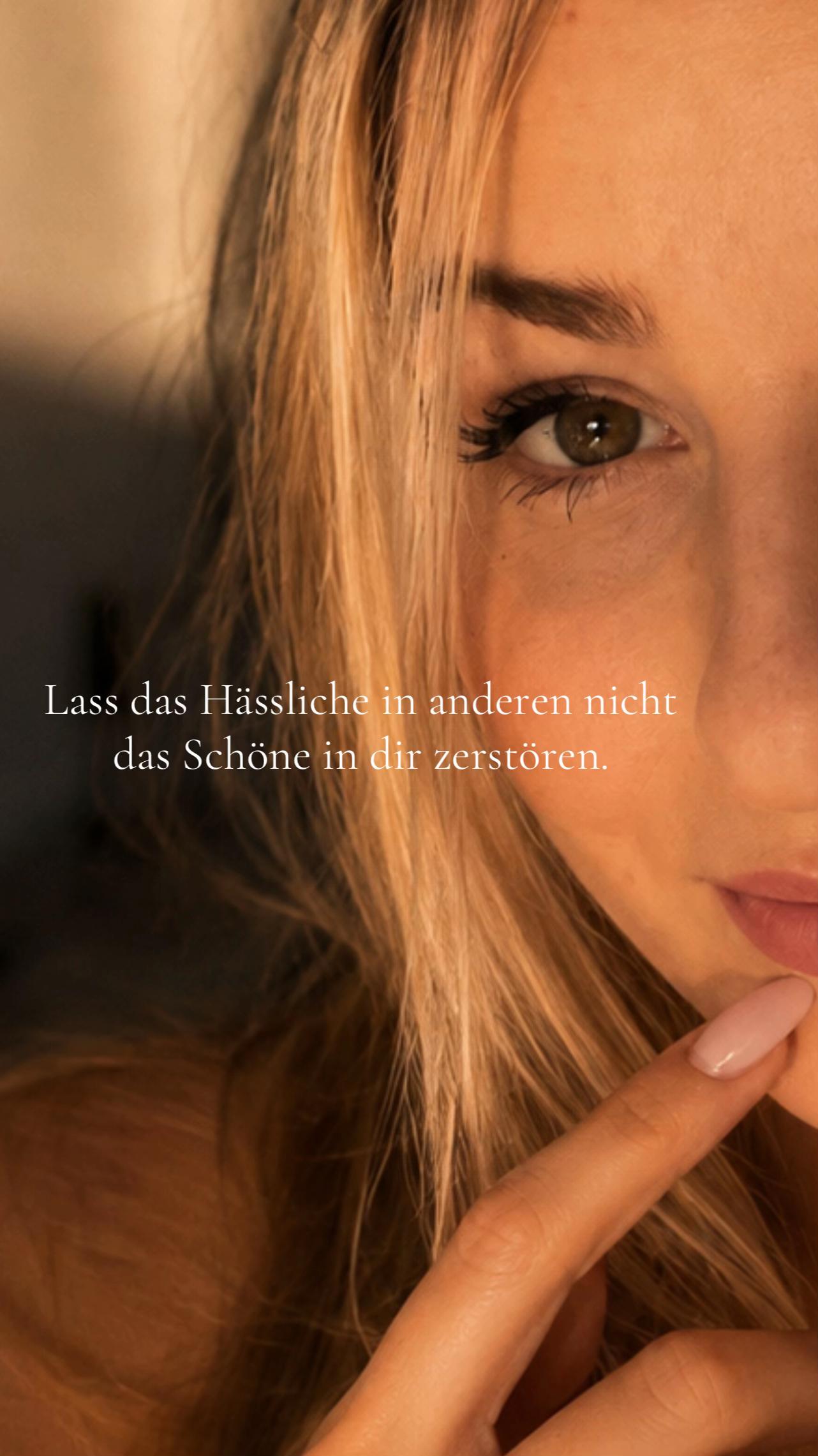 @Lara