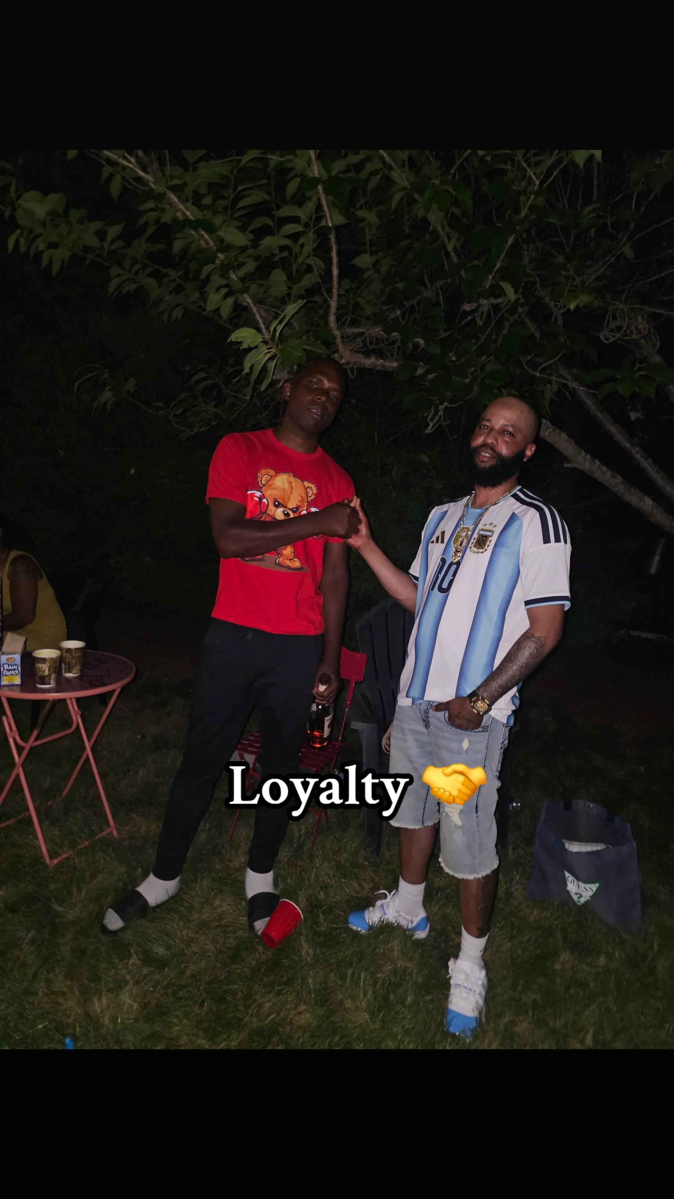 @BUSH_KA$H..🗣🚶🏾&zwj;♂️🏚🛤🚷💰