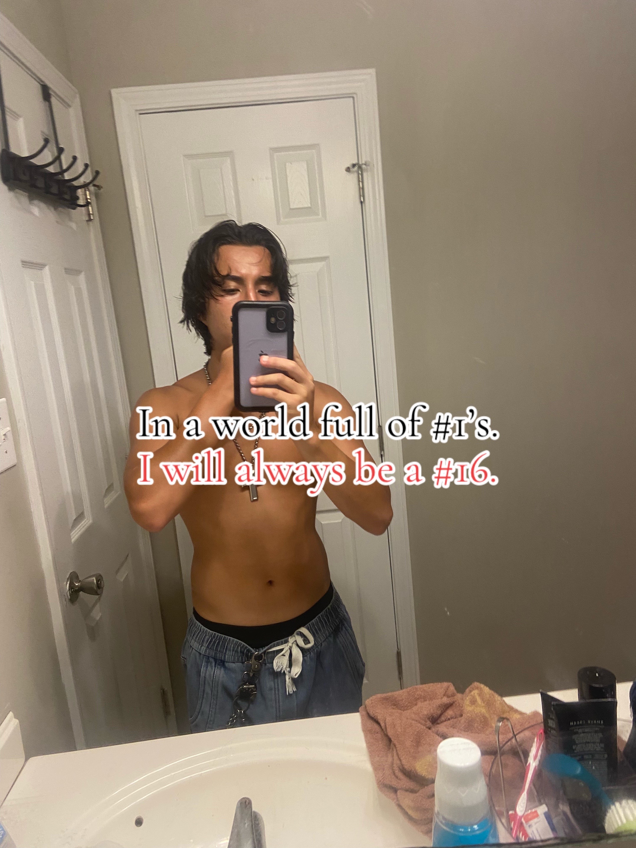 @꧁⎝ 𓆩༺𐂃༻𓆪 ⎠꧂