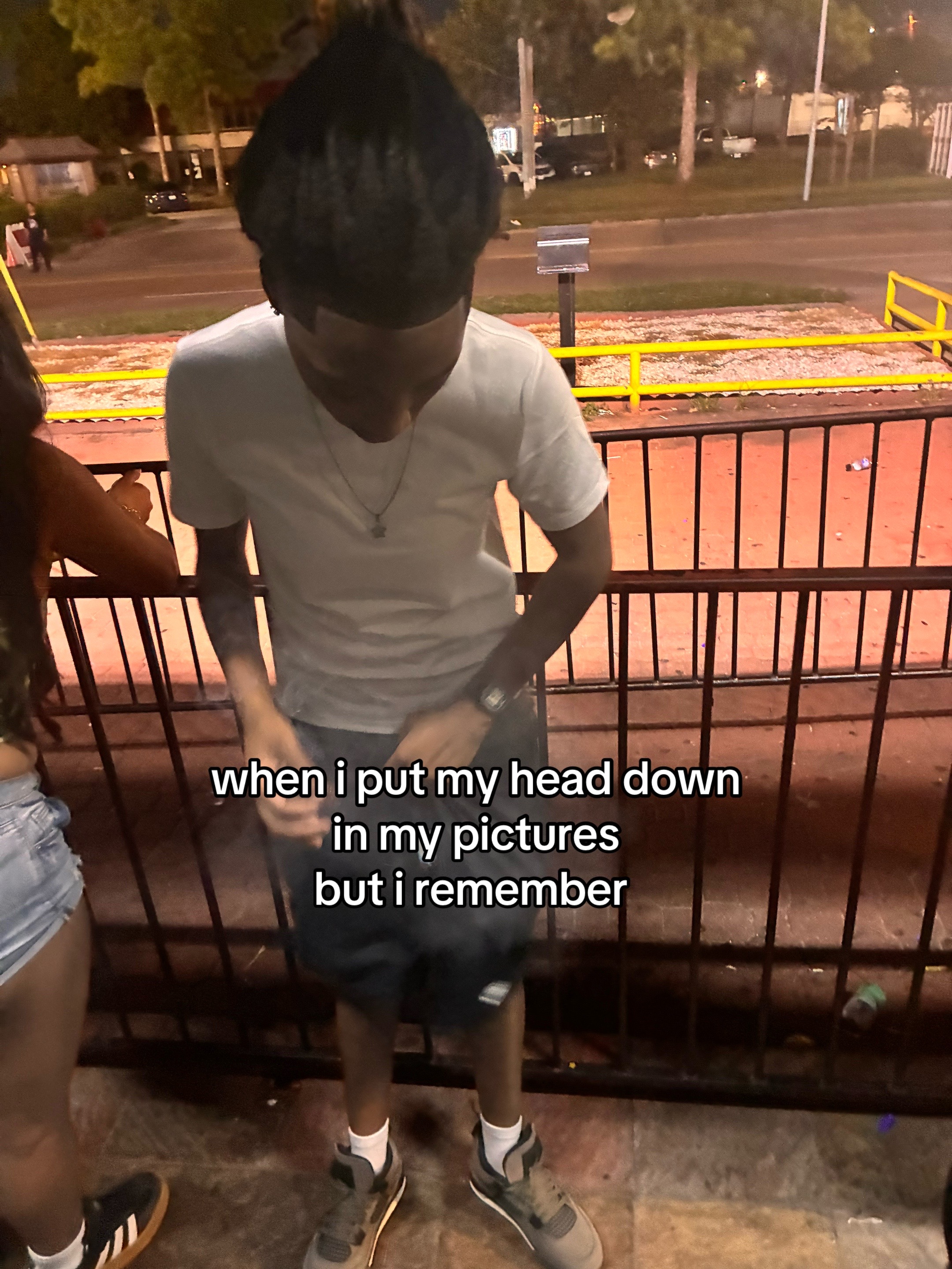 @R A V E N