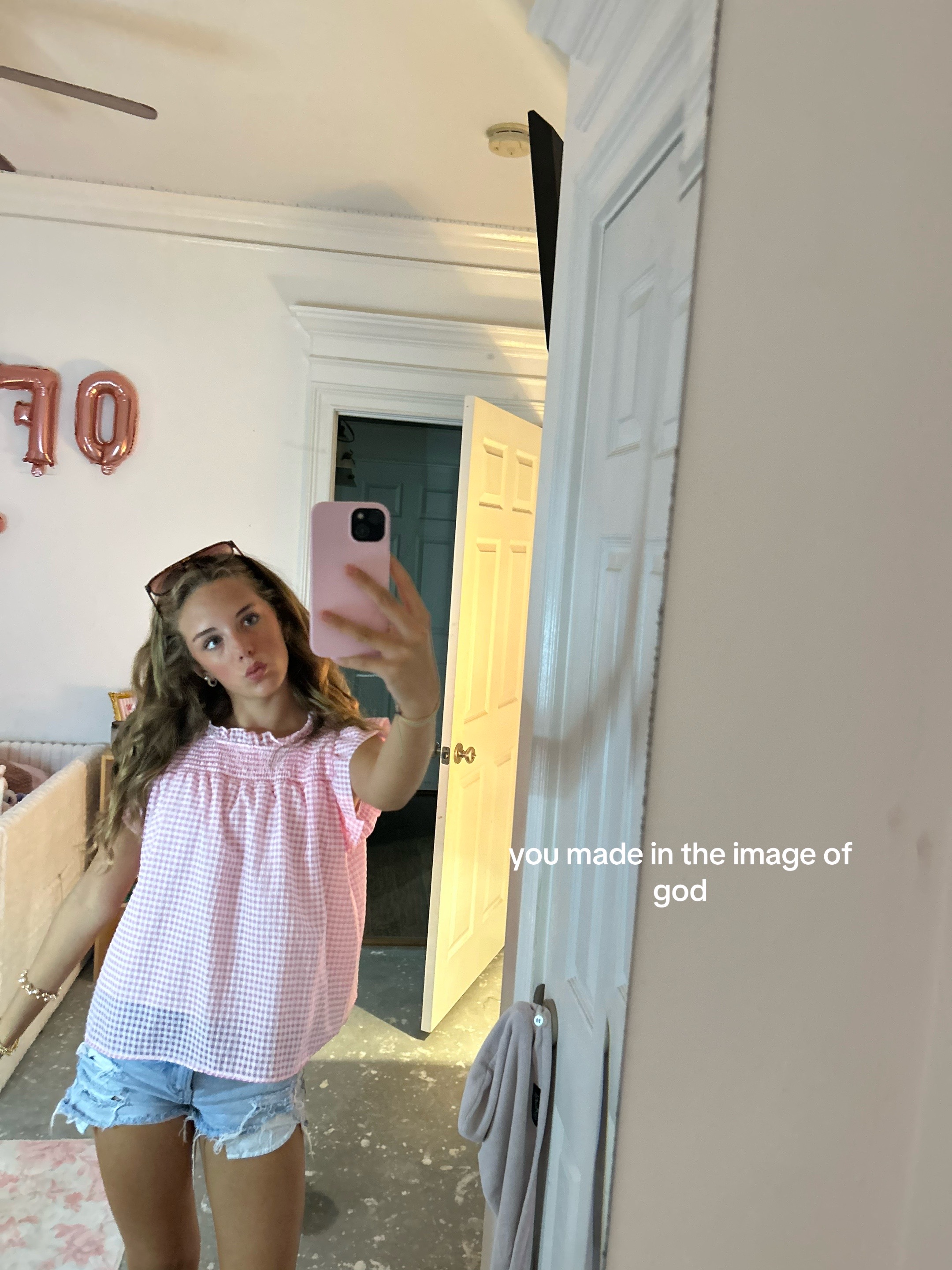 @avalieedwards