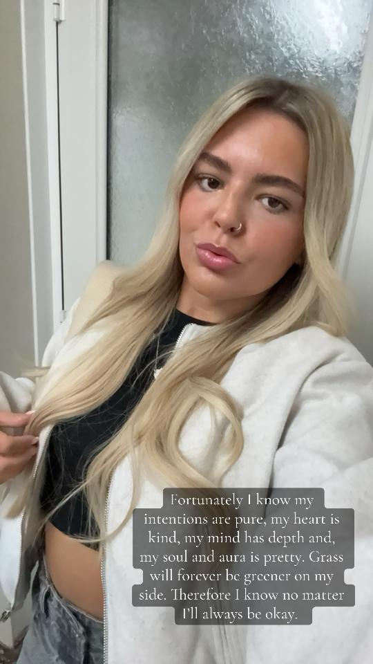 @Chloe👸🏼
