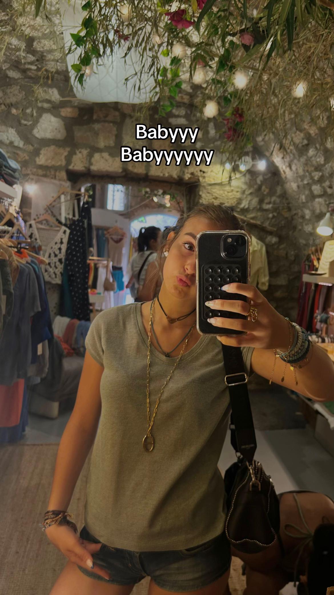 @Ma&euml;va_papp