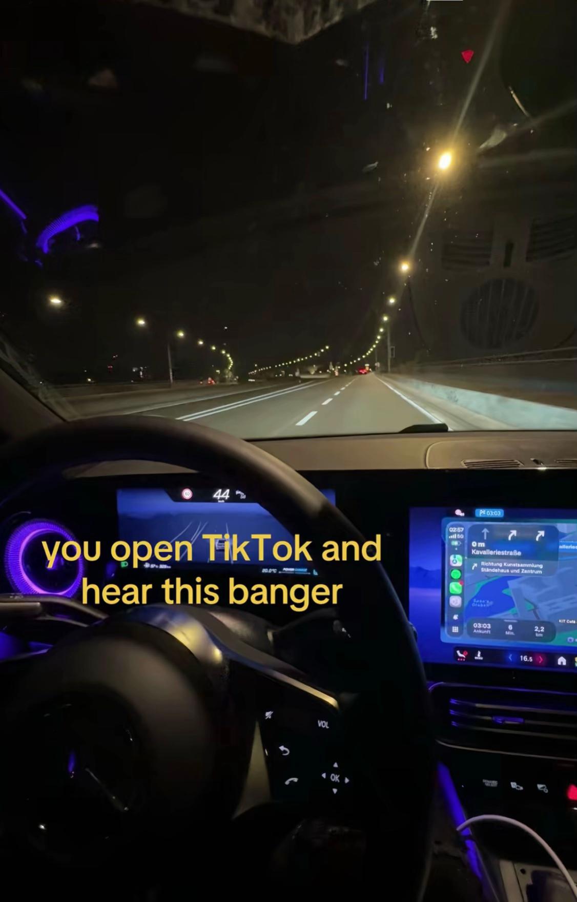 @M💫