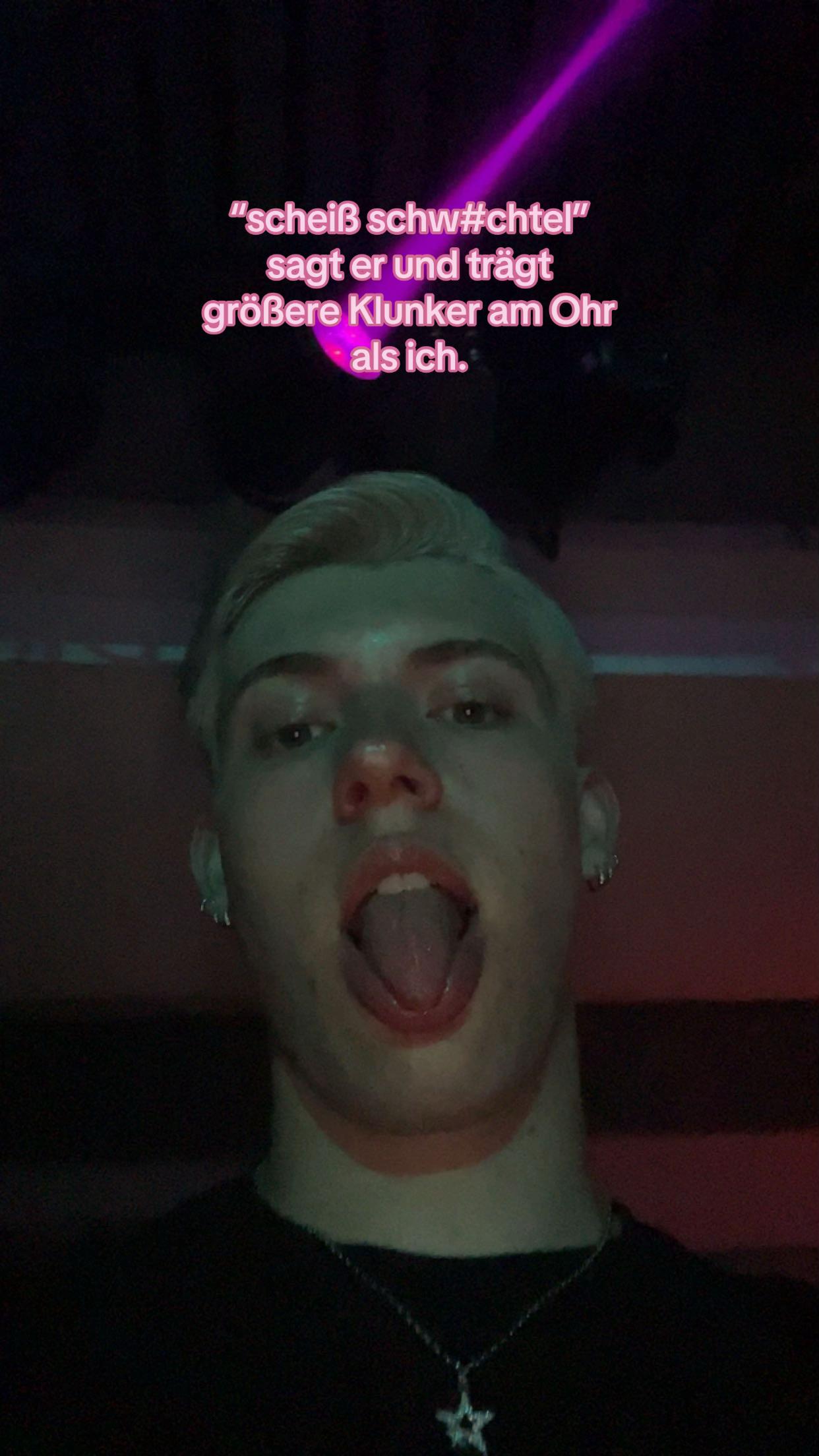 @𝓂𝒶𝓇𝓋𝒾𝓃 🪩