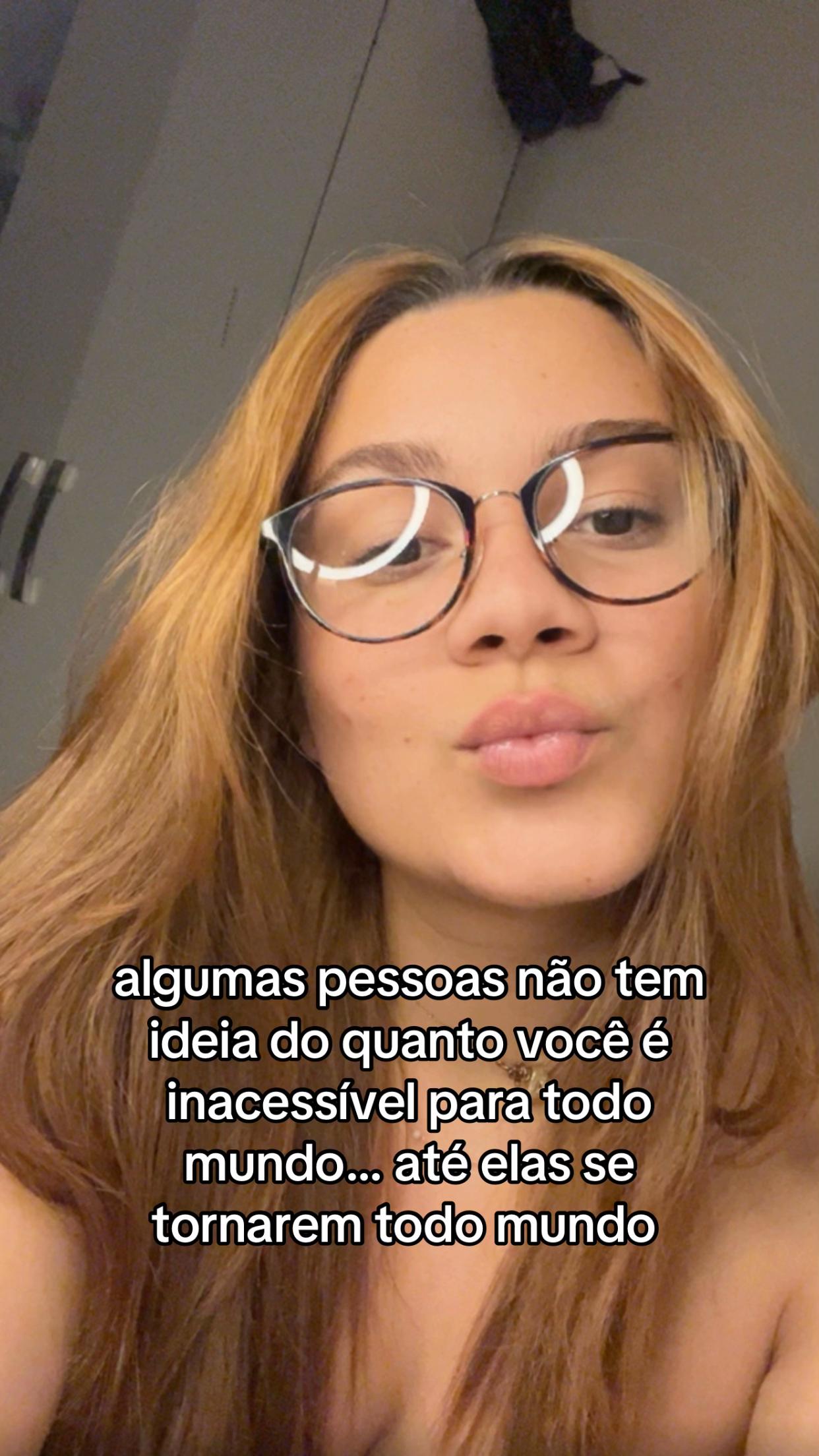 @Ariele Andrade🦊
