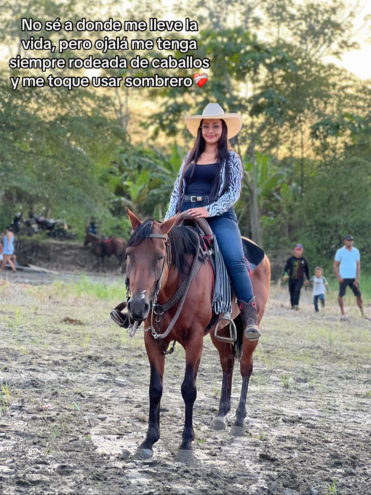 @Aleja🐴