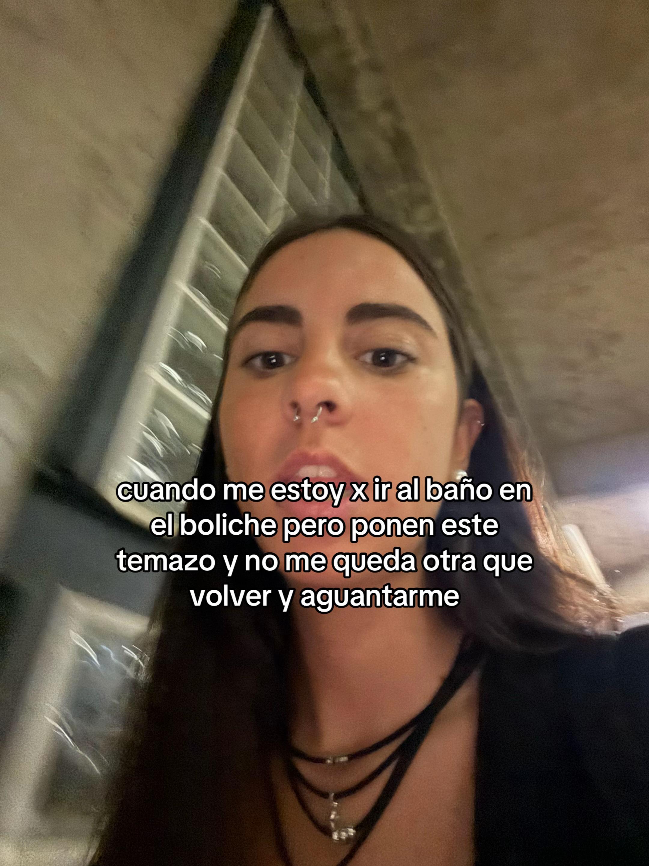 @lola