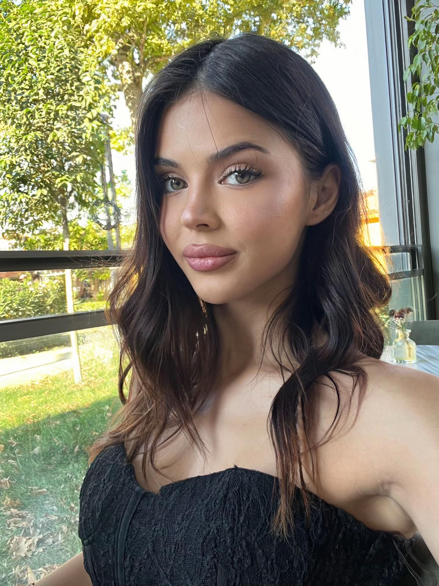 @Esmaabozkrtt
