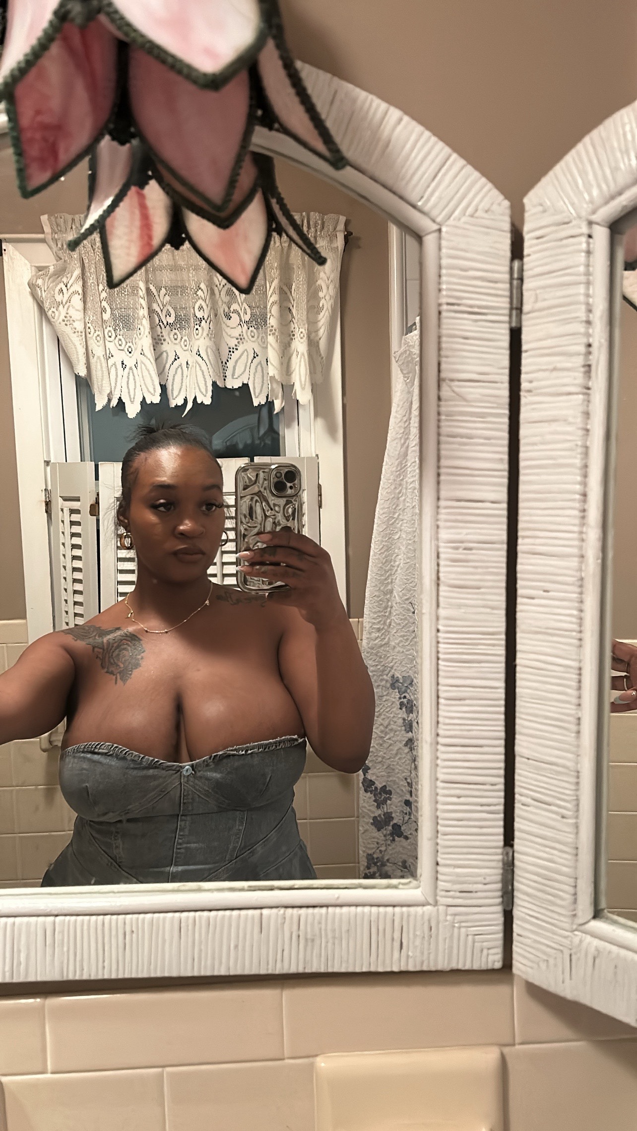 @shaunaxher