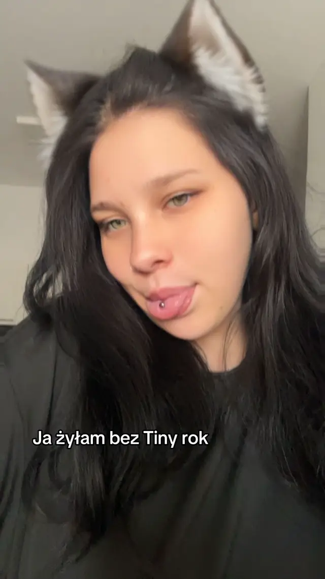 @nikolomia