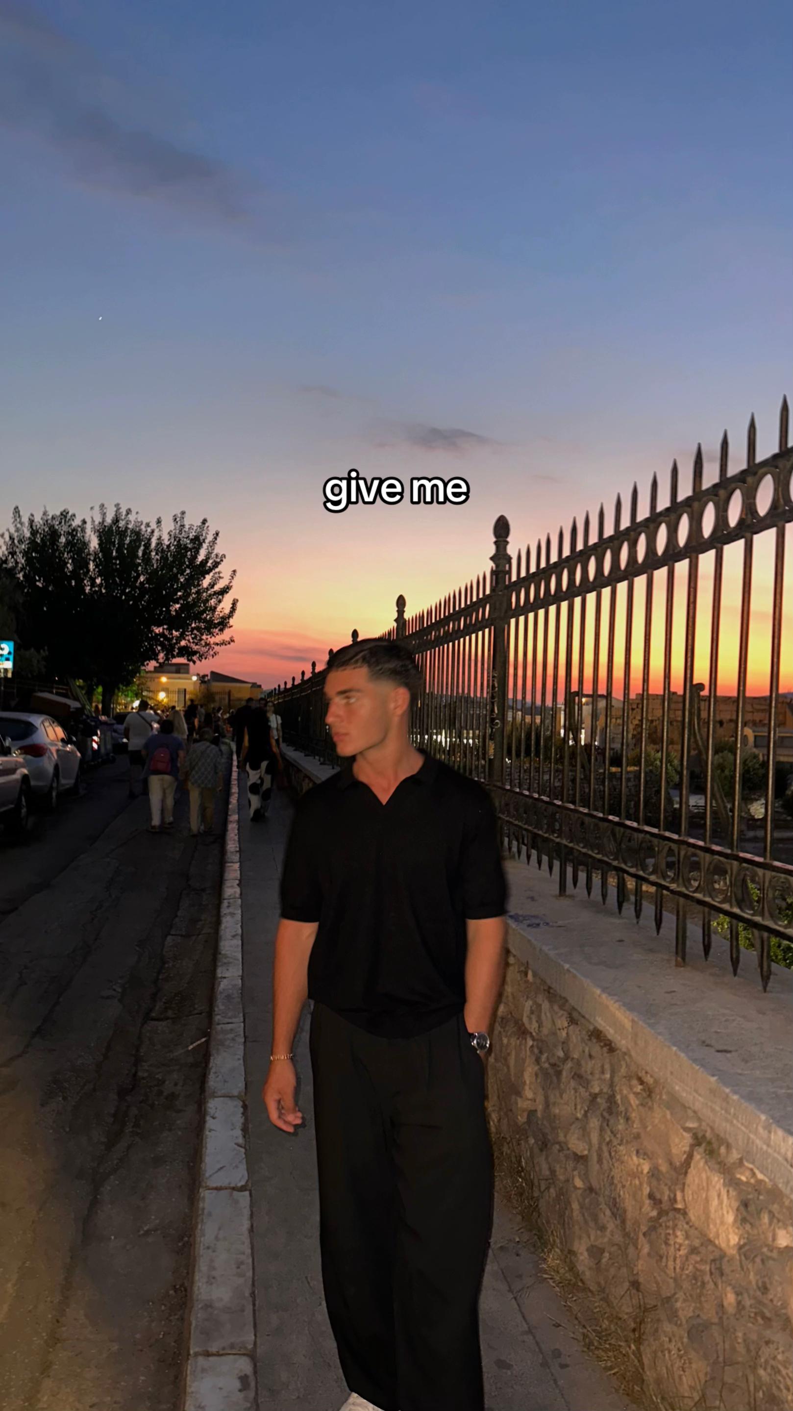 @Lorenzo | Prodbyiconn