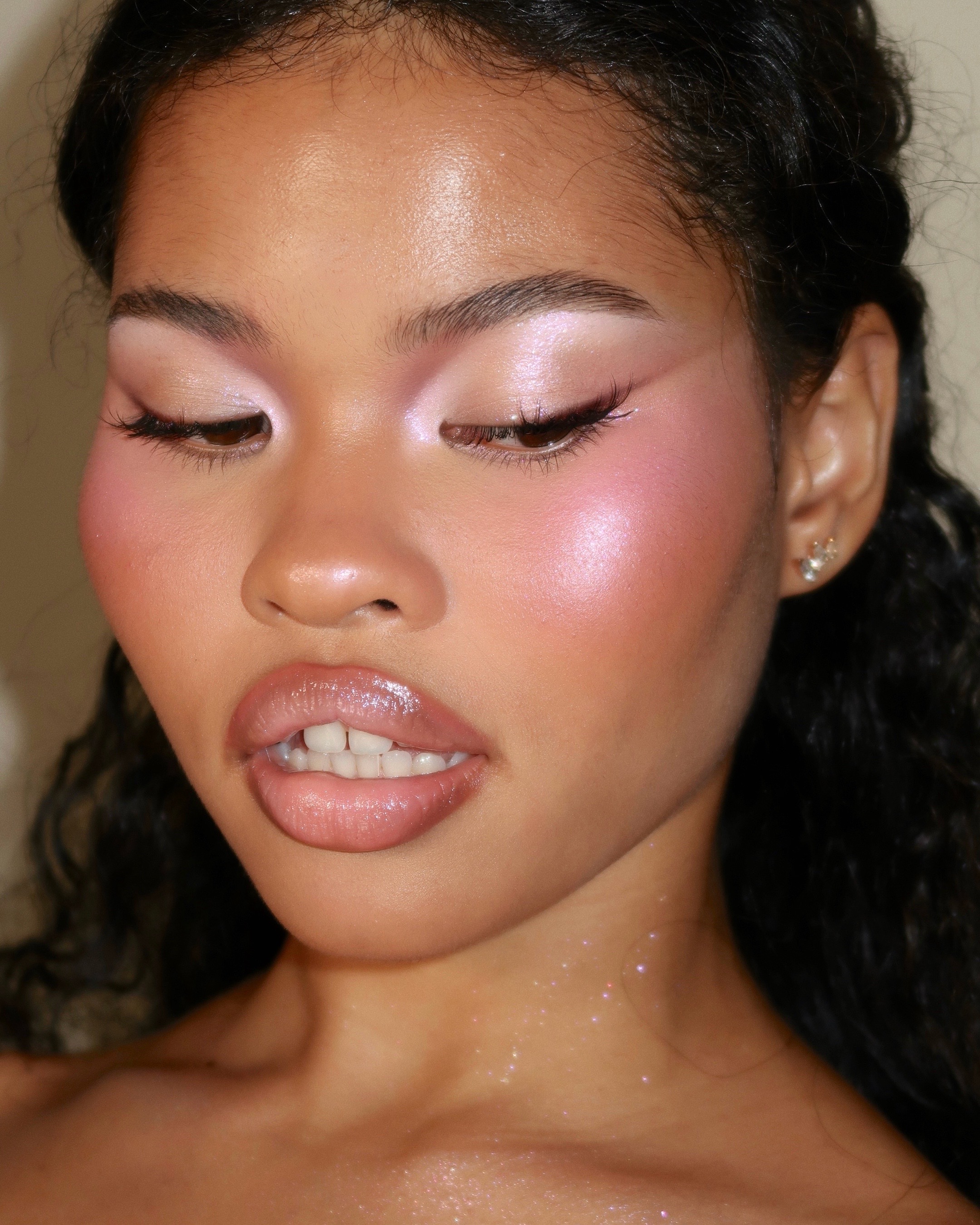 @r.e.m. beauty
