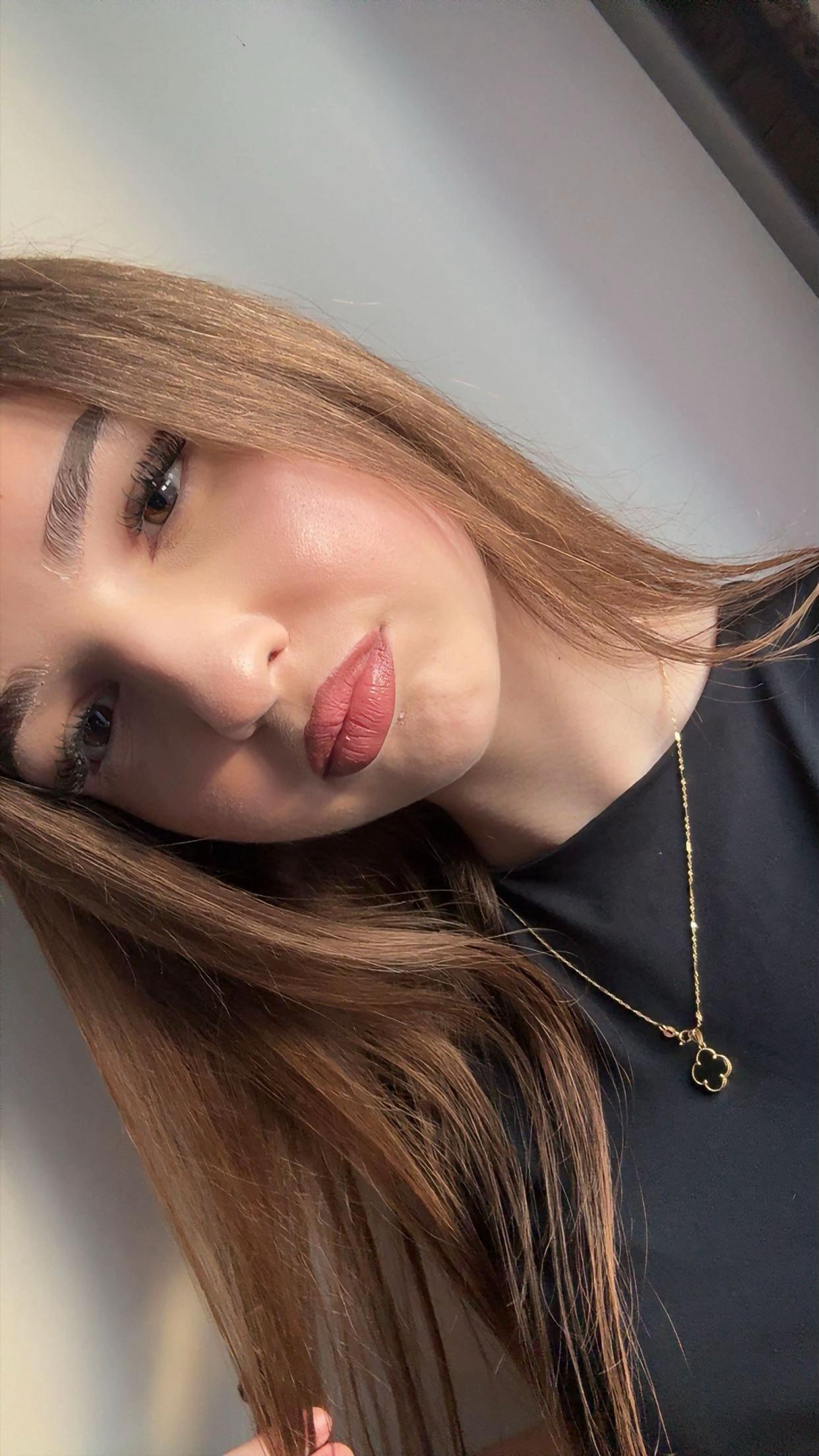 @anisa🇦🇱
