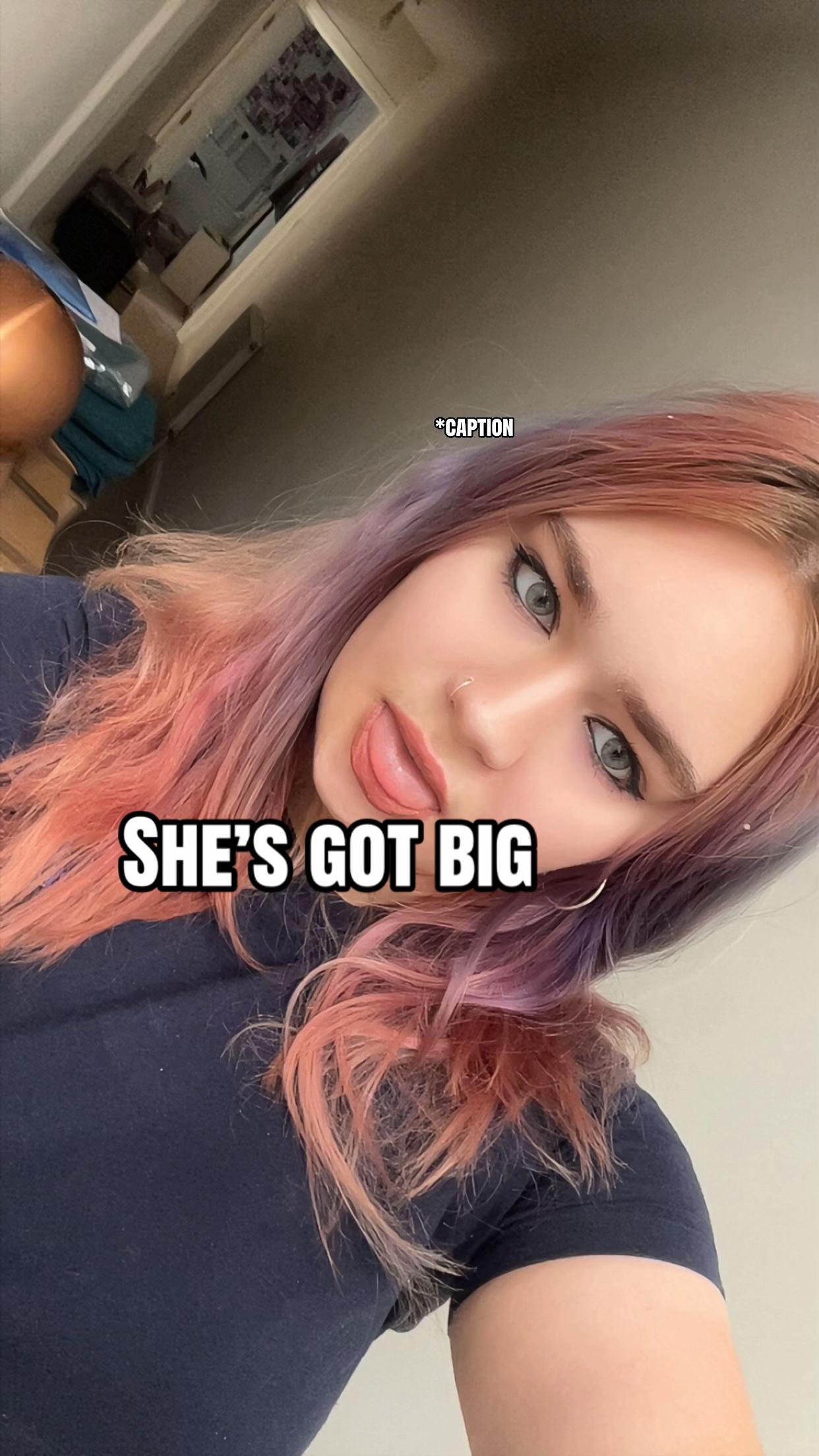 @𝒮𝒸𝒶𝓇𝓁ℯ𝓉𝓉 🎤