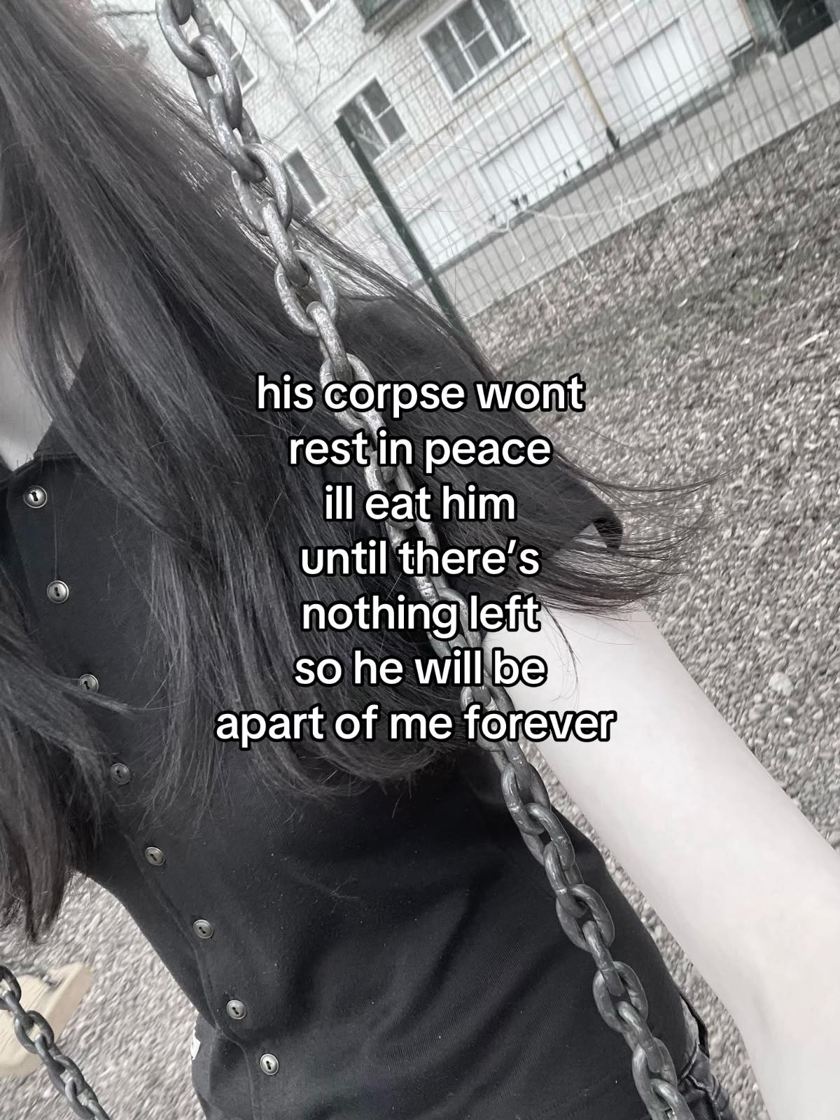 @-_-