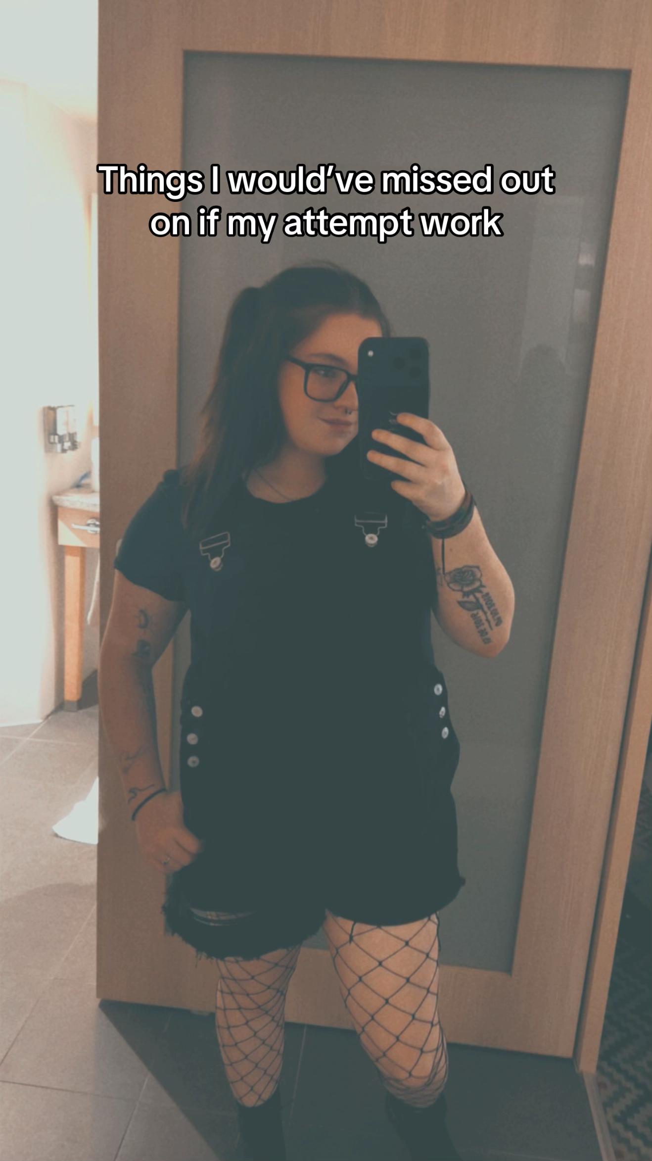 @✨Lottie-Hope✨