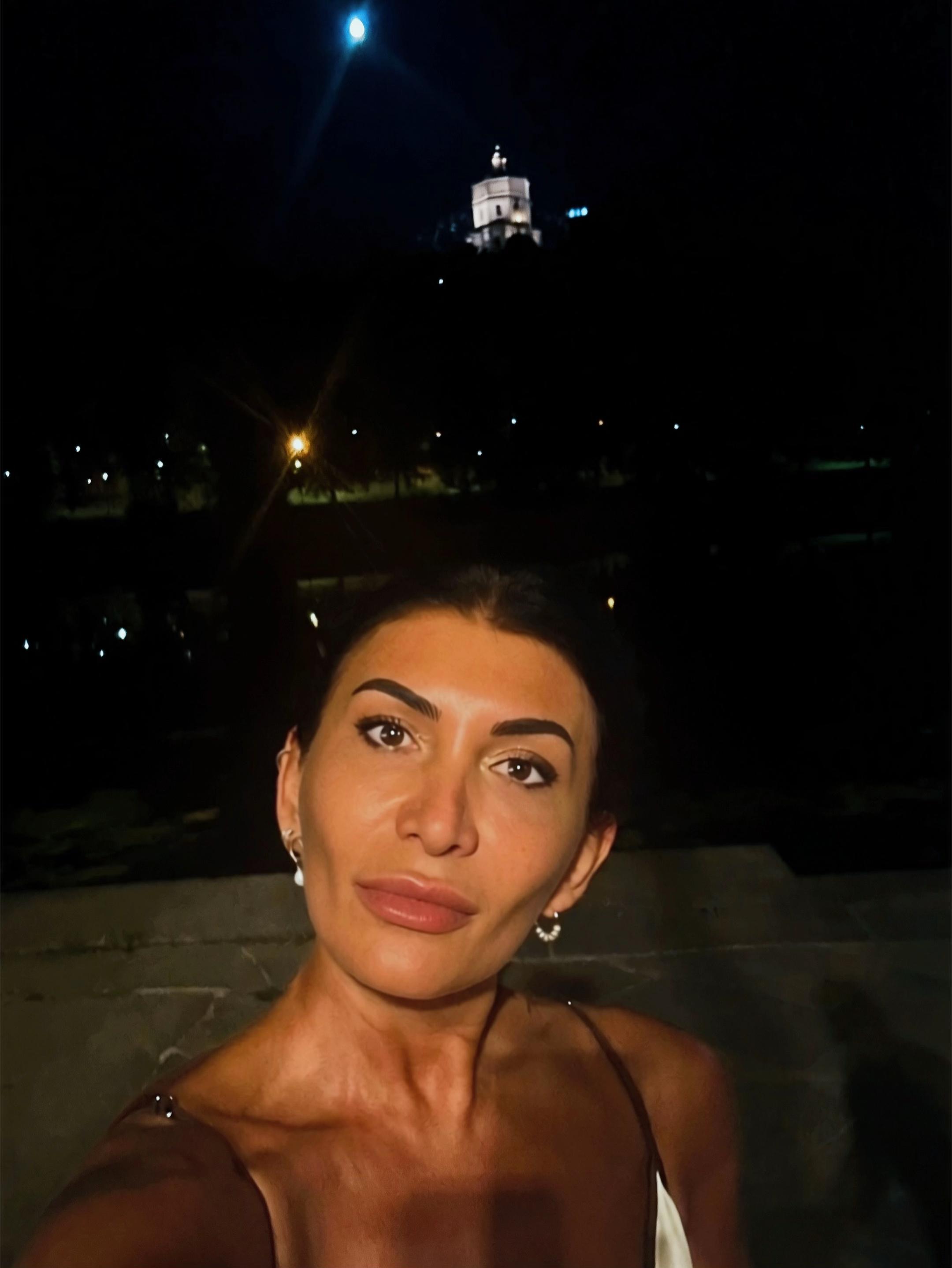 @moni.68ca