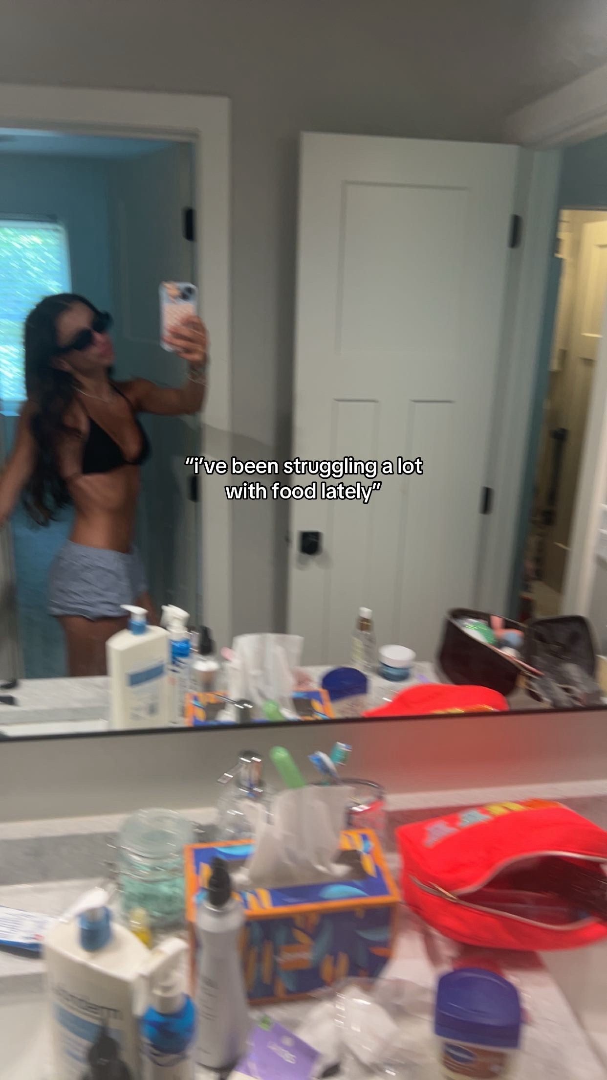 @🫢
