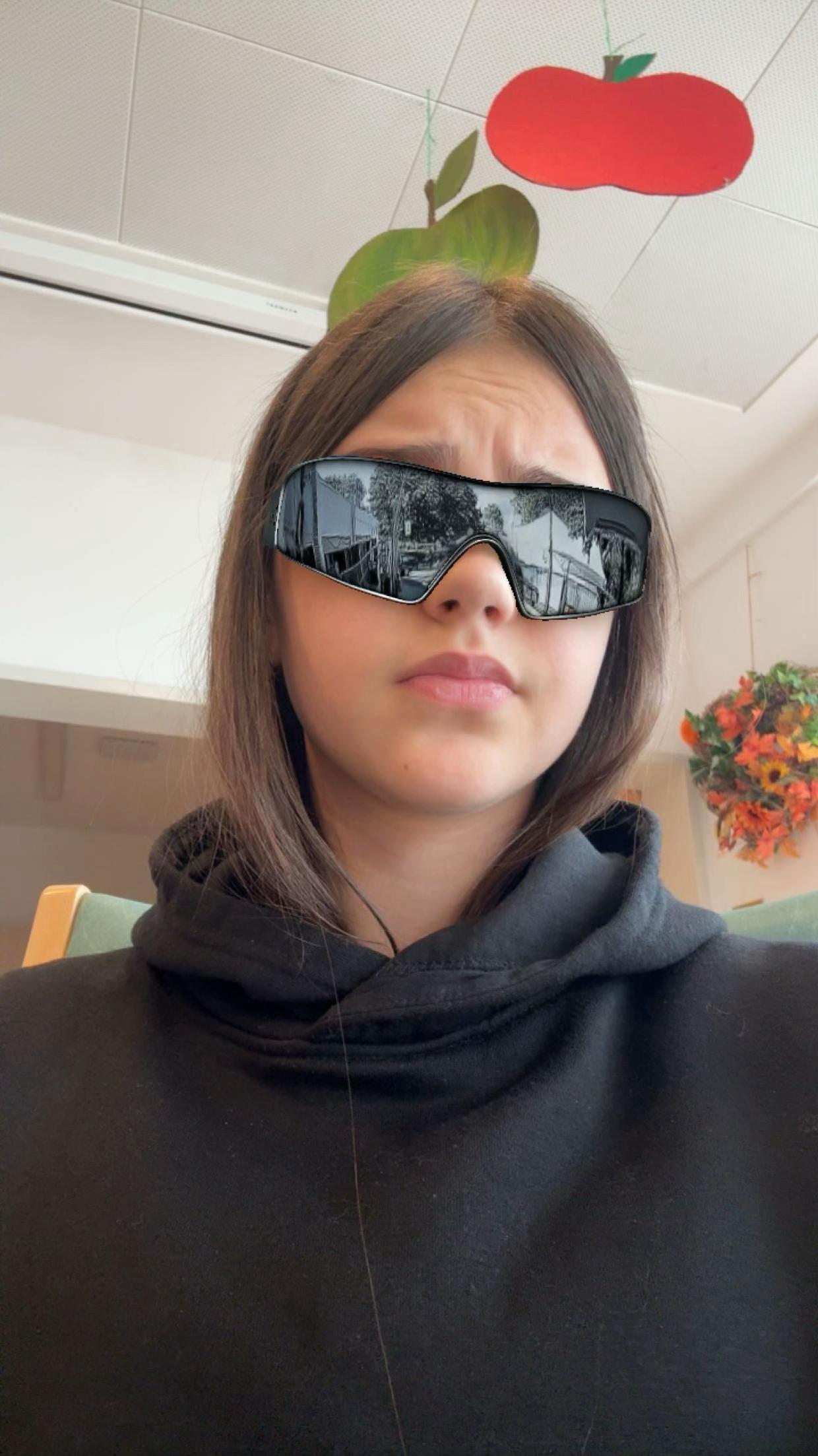 @ꨄ