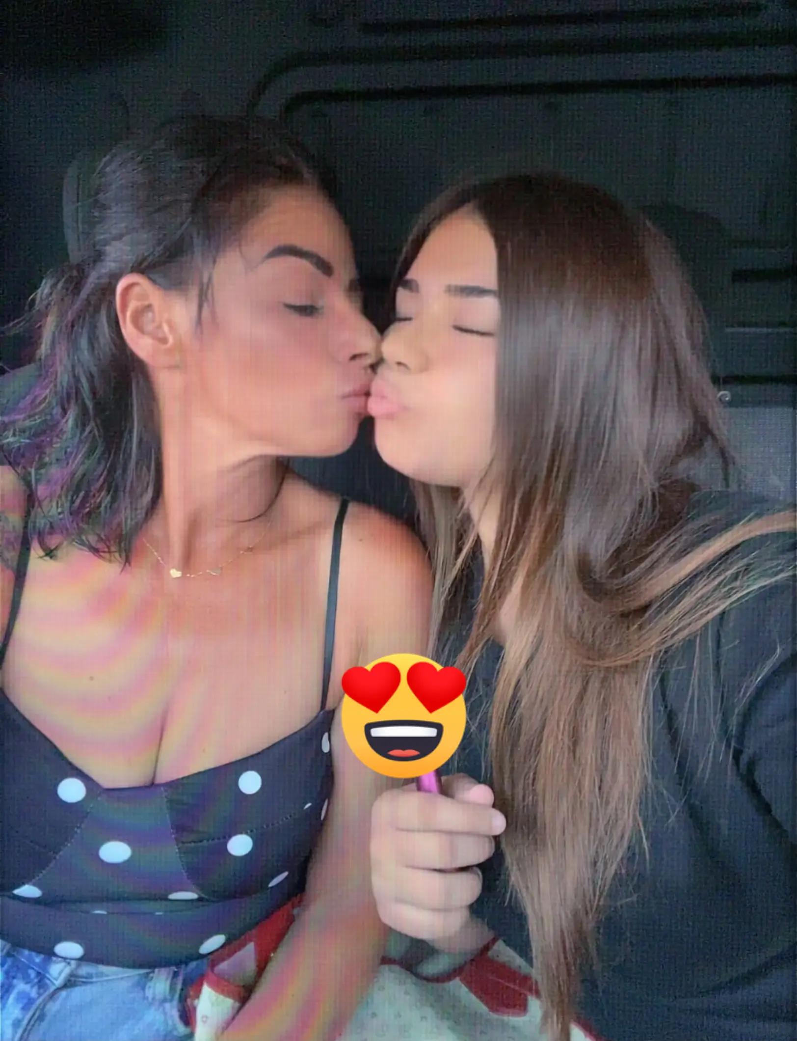 @Elisa