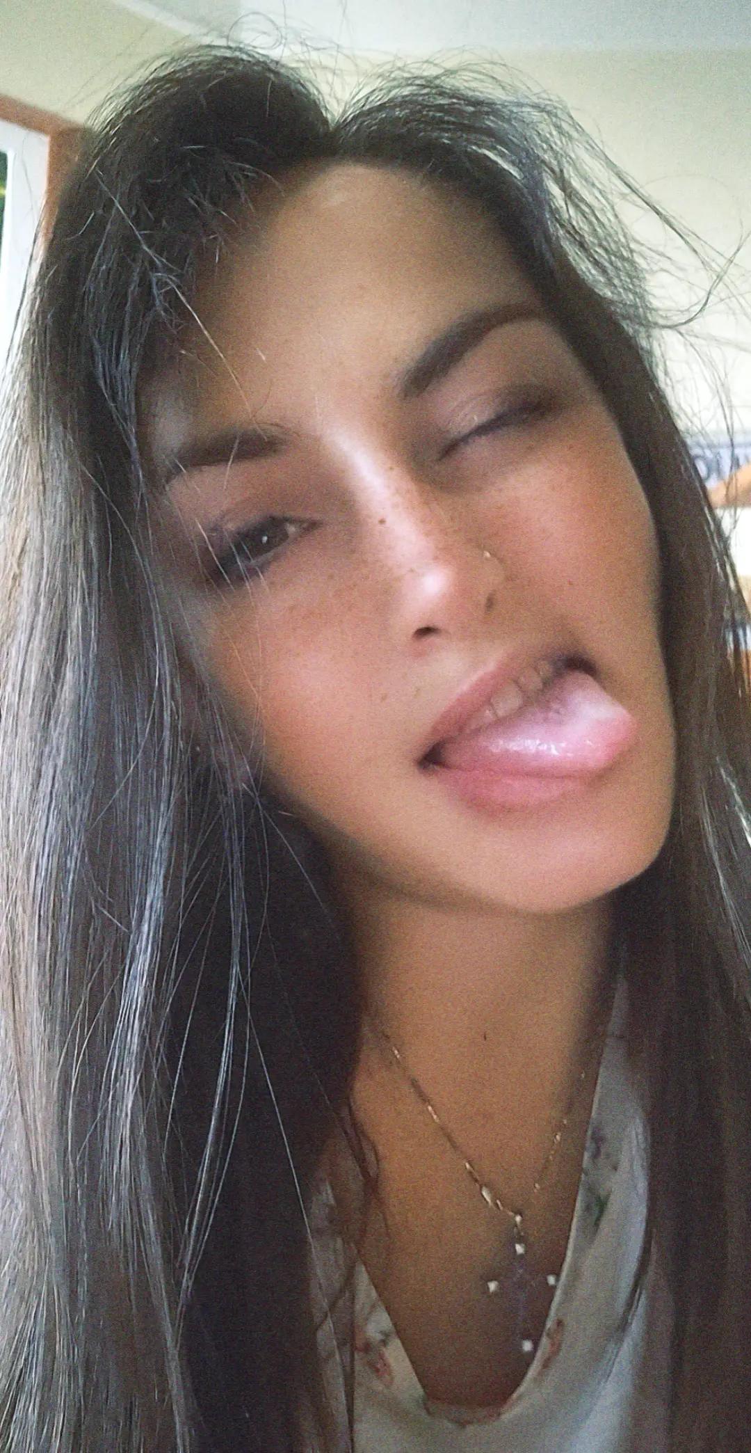 @tizianarebelgirl