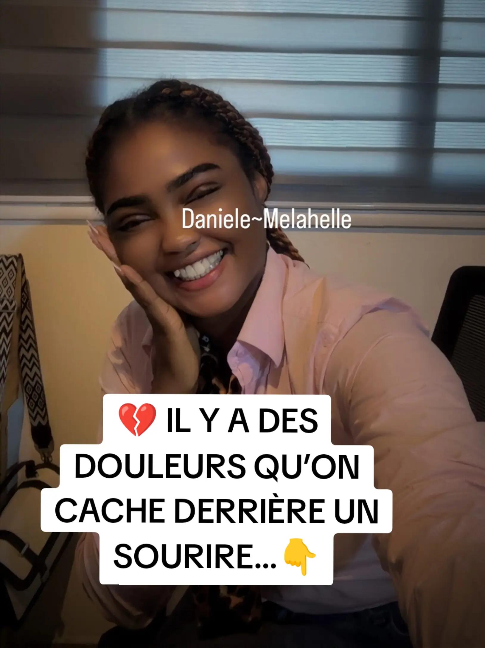 @đšđŠđ«đ· Danielle_Mélahelle đ”